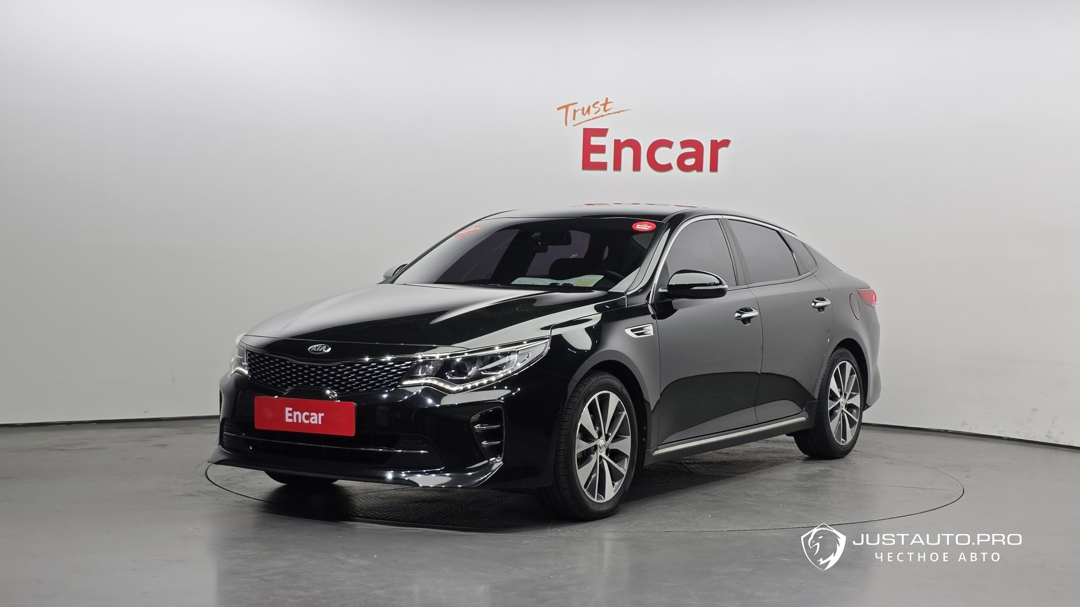 Автомобиль Kia K5
