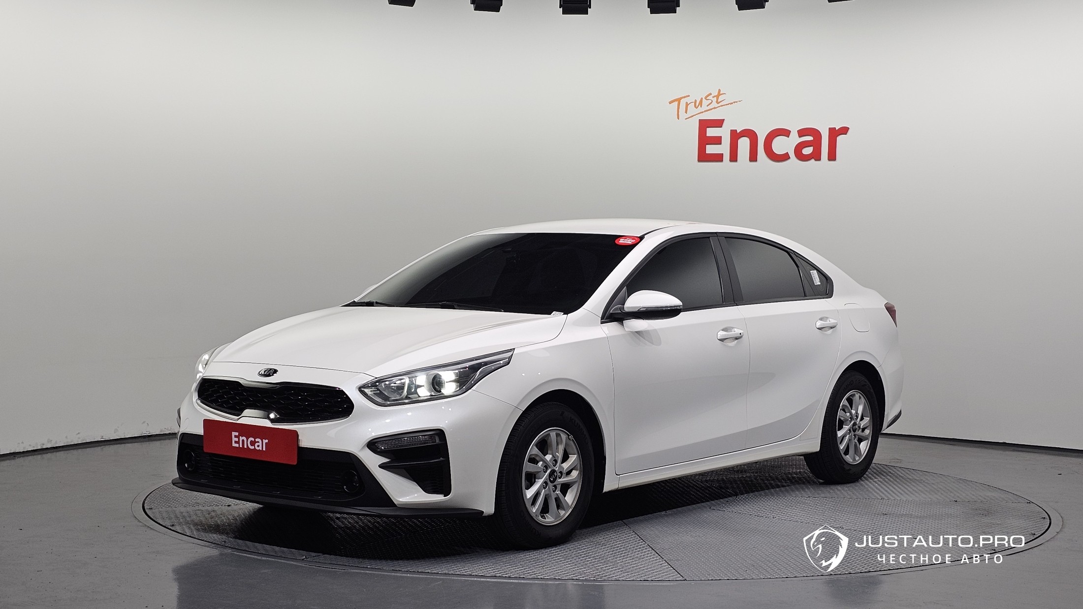 Автомобиль Kia K3