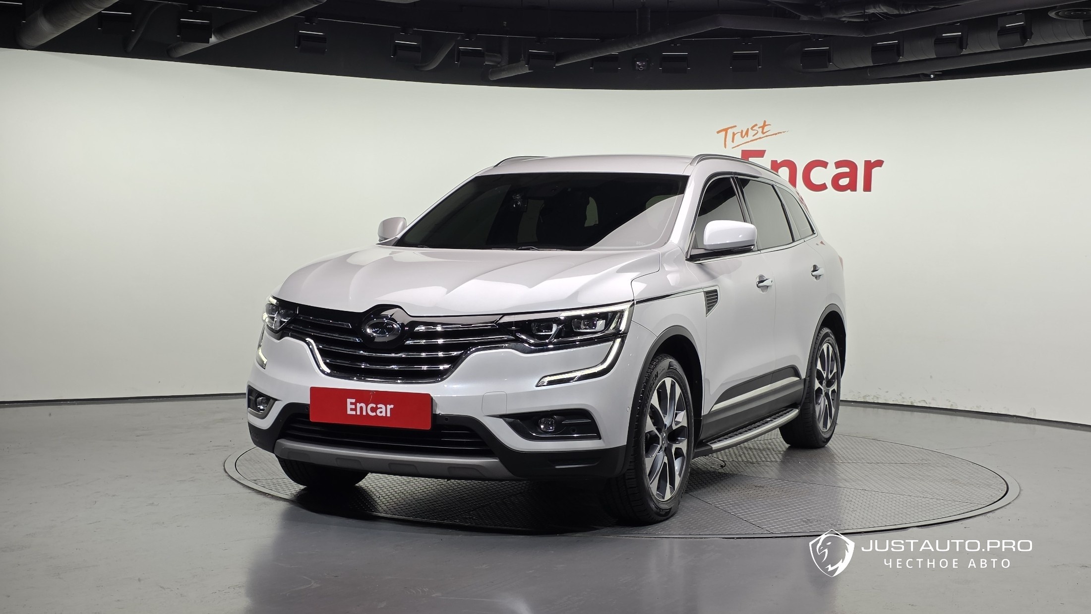 Автомобиль Renault-KoreaSamsung QM6