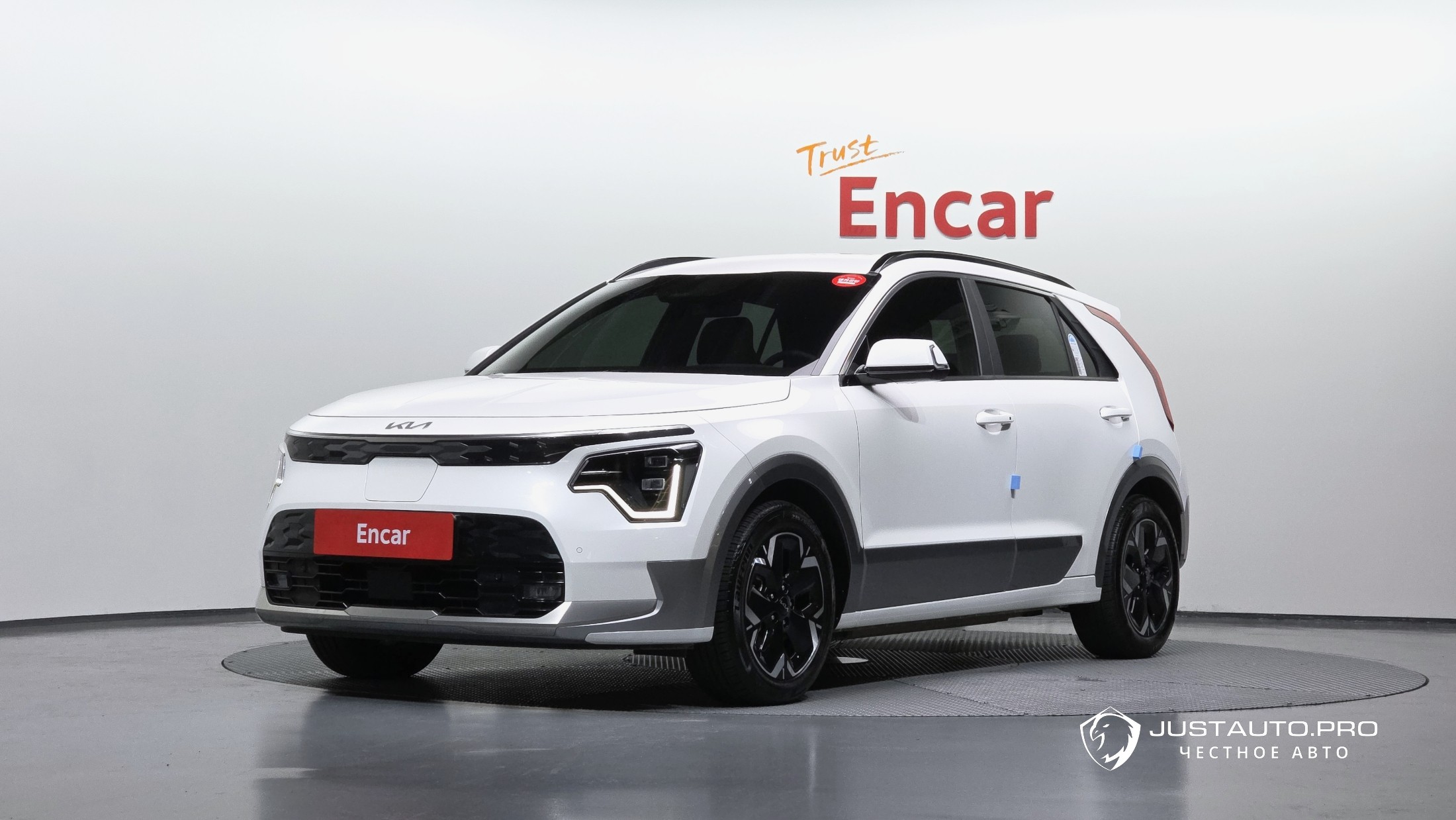 Автомобиль Kia Niro