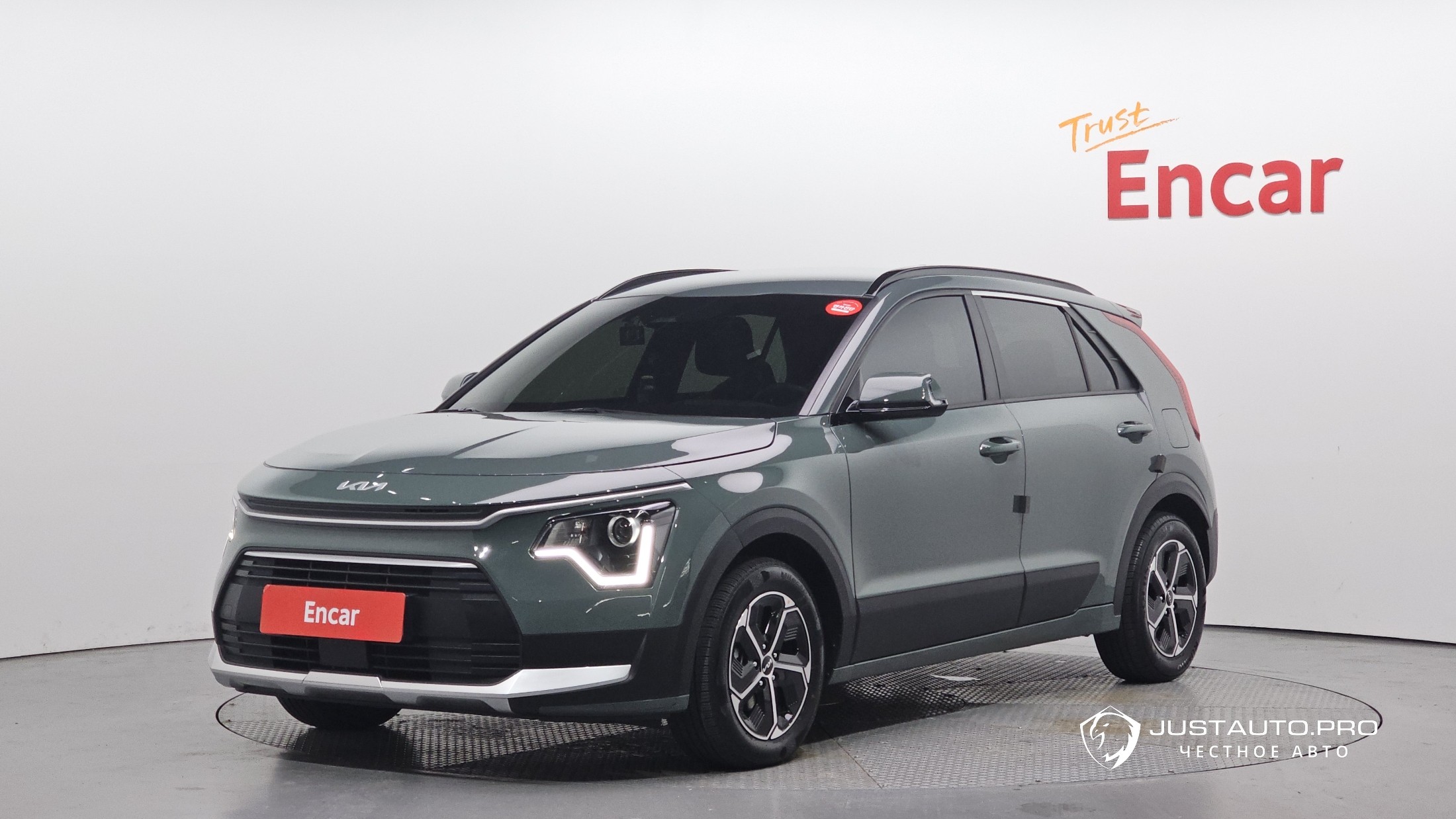 Автомобиль Kia Niro
