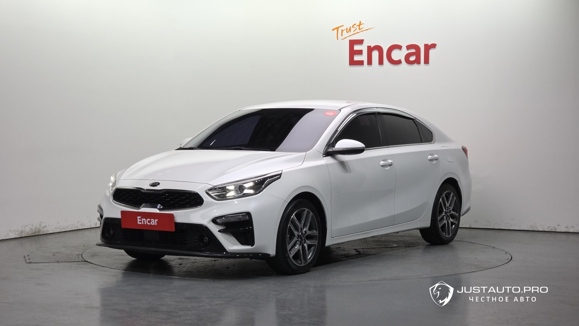 Автомобиль Kia K3