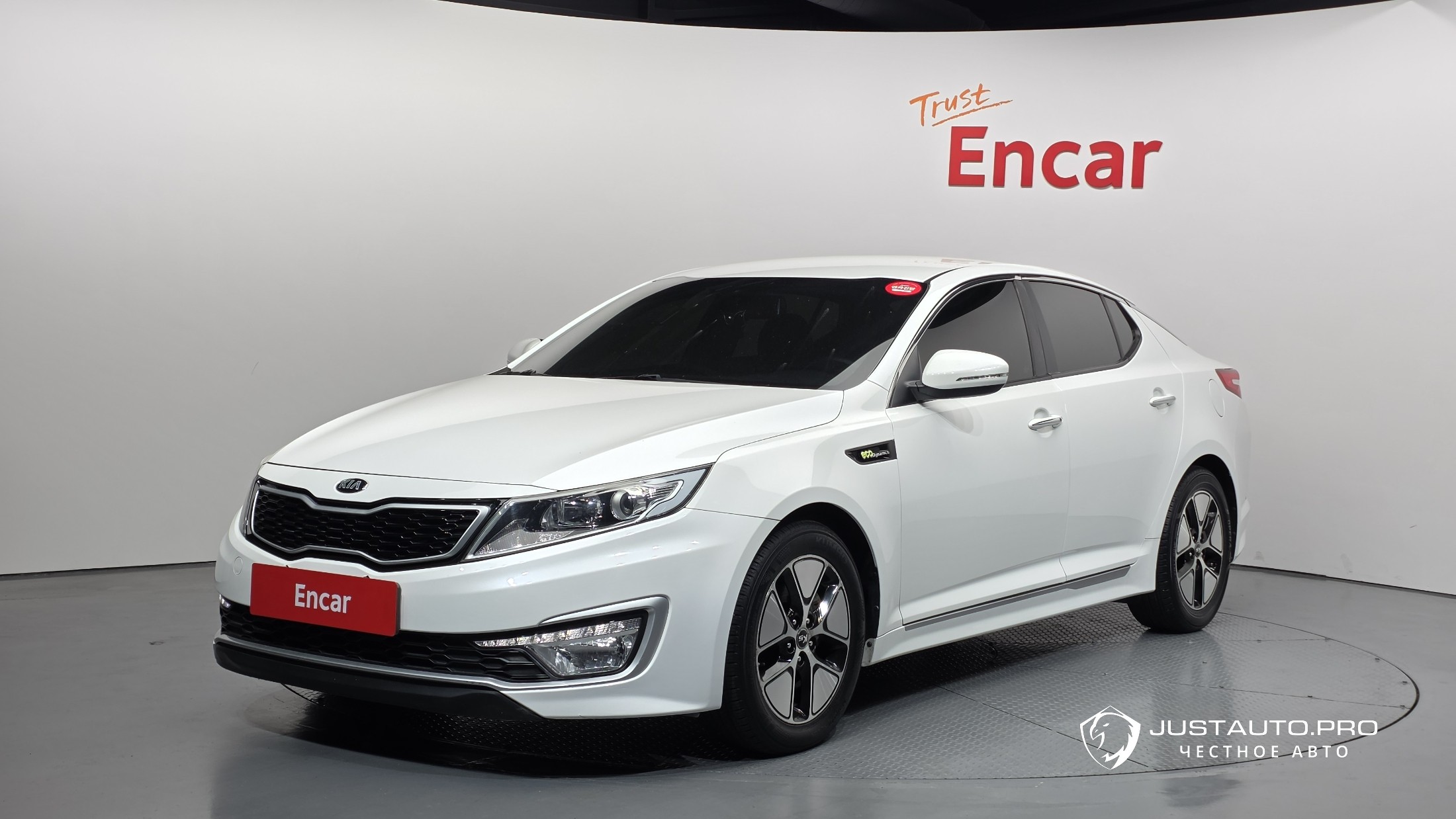 Автомобиль Kia K5