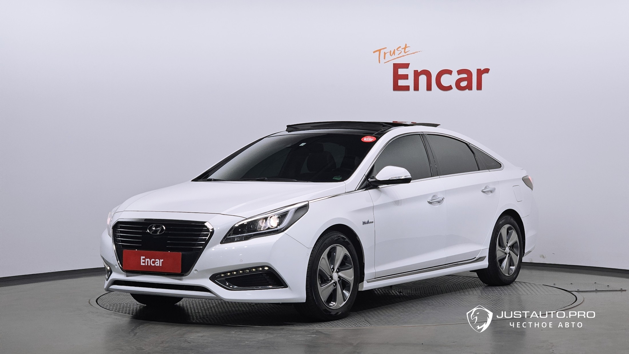 Автомобиль Hyundai Sonata