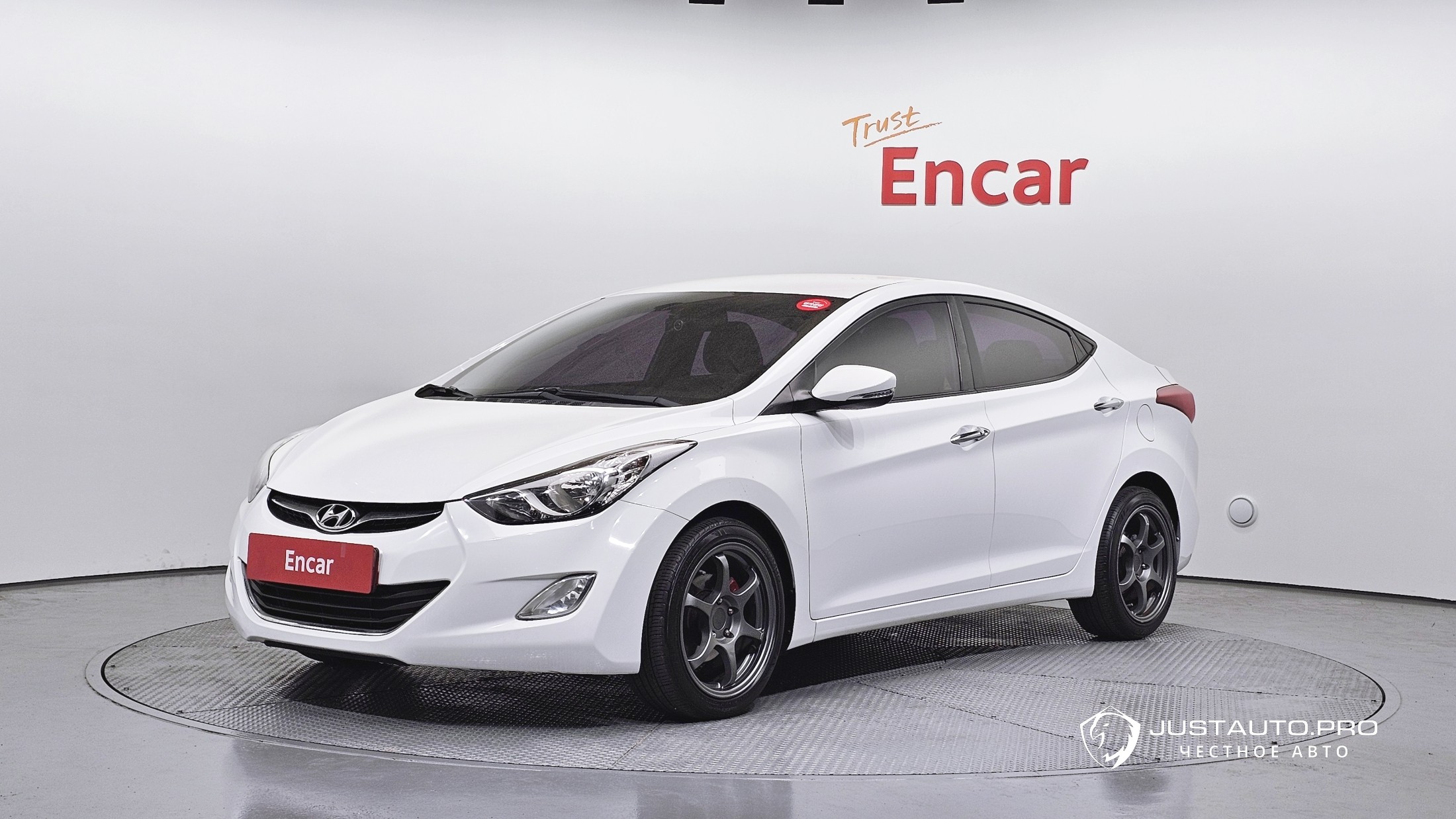 Автомобиль Hyundai AVANTE