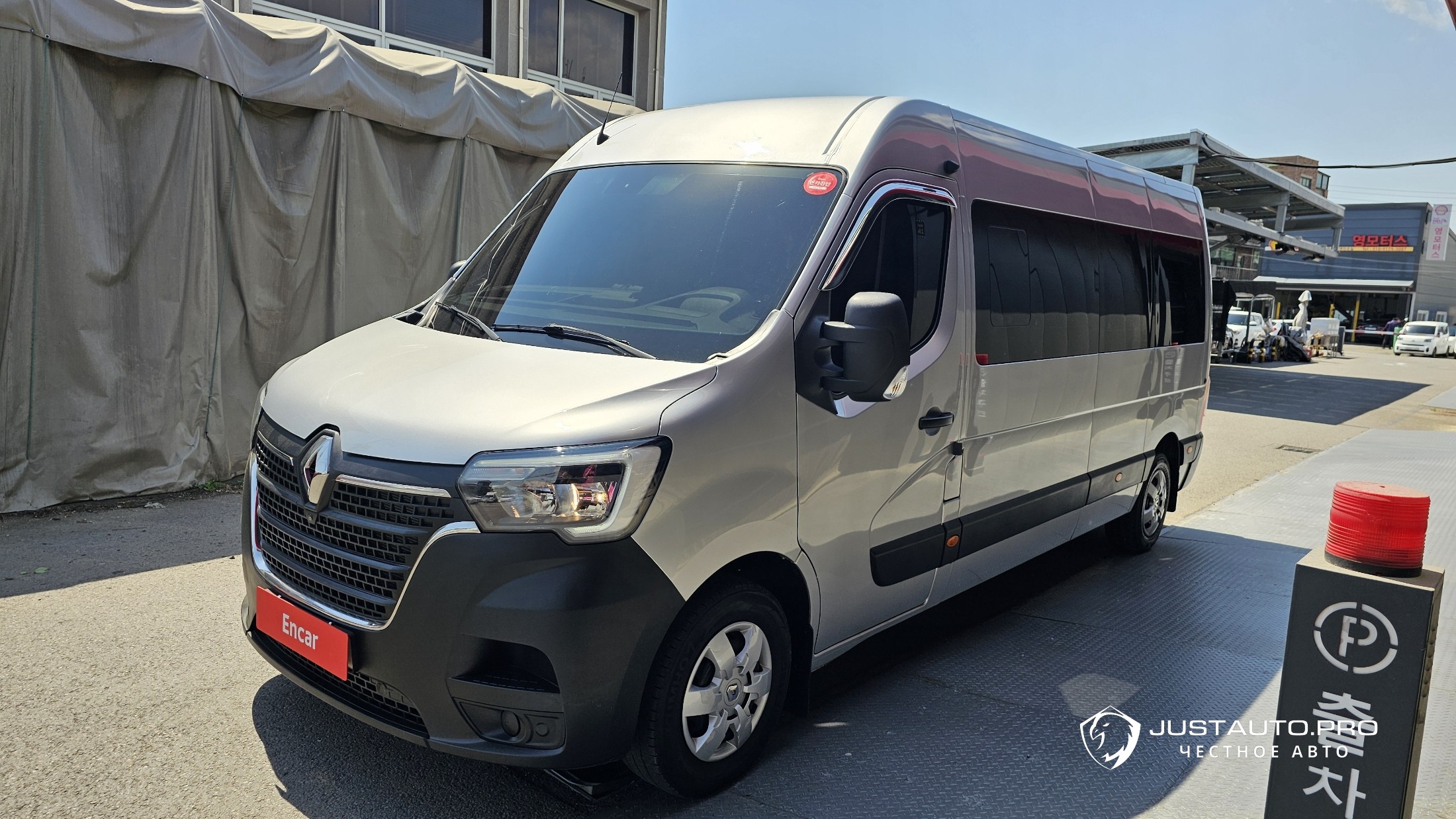 Автомобиль Renault-KoreaSamsung Master