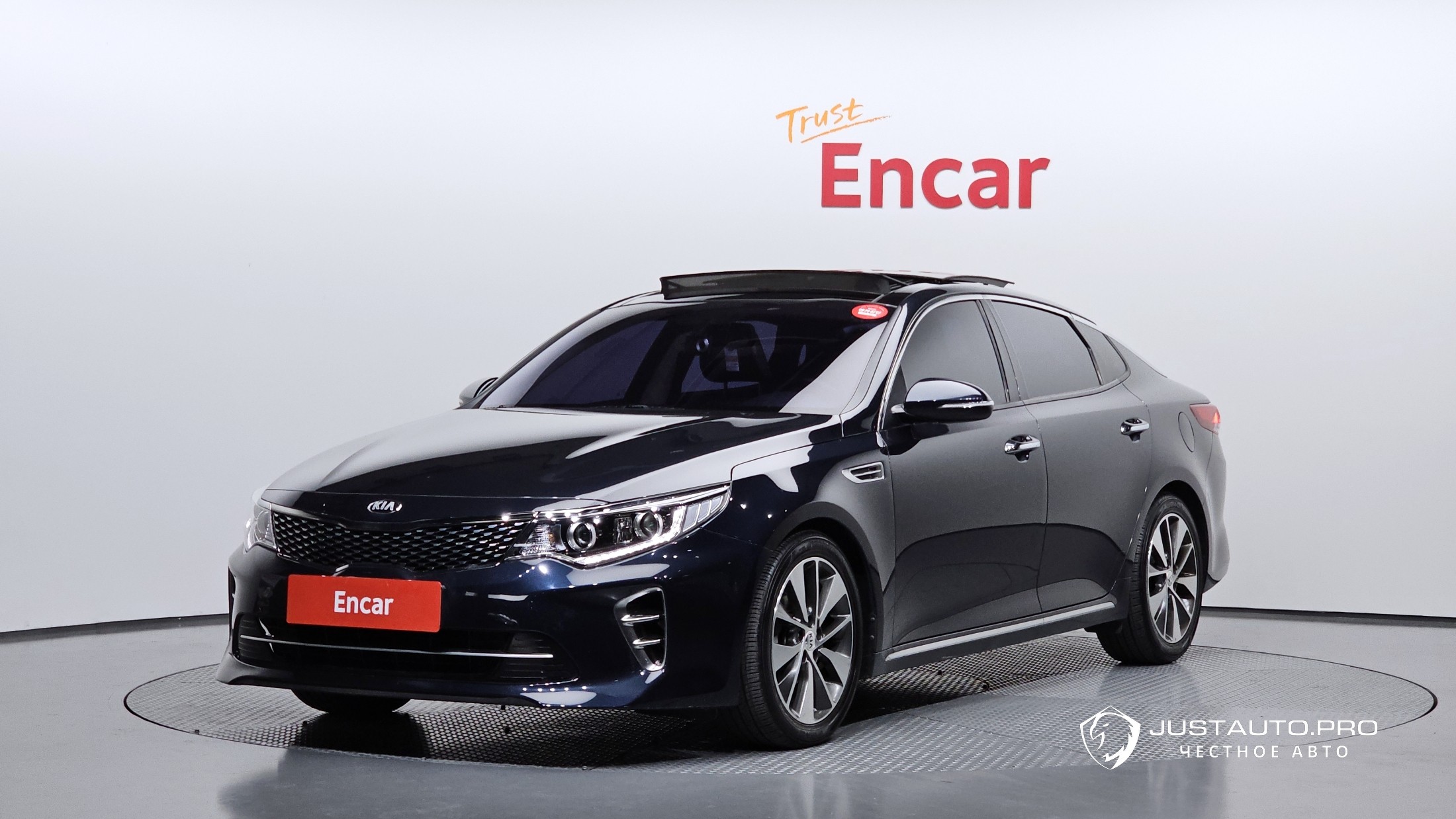 Автомобиль Kia K5