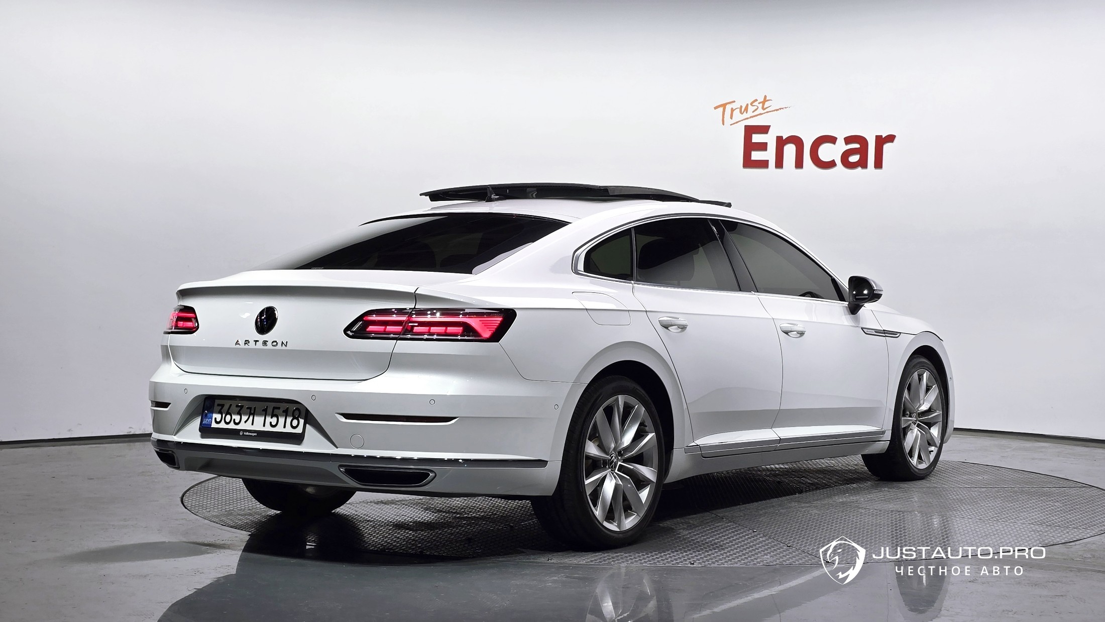 Автомобиль Volkswagen Arteon