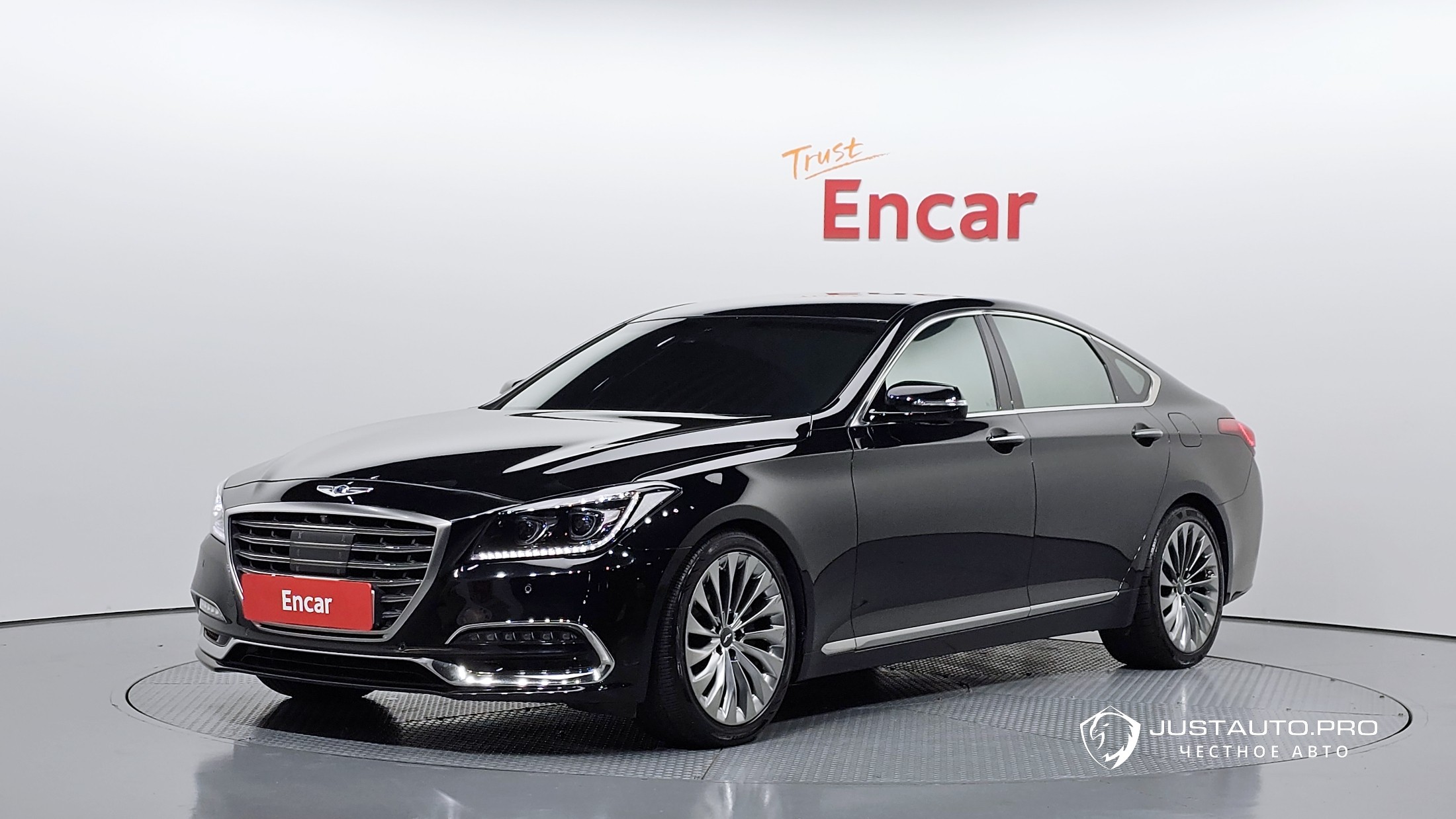 Автомобиль Genesis G80