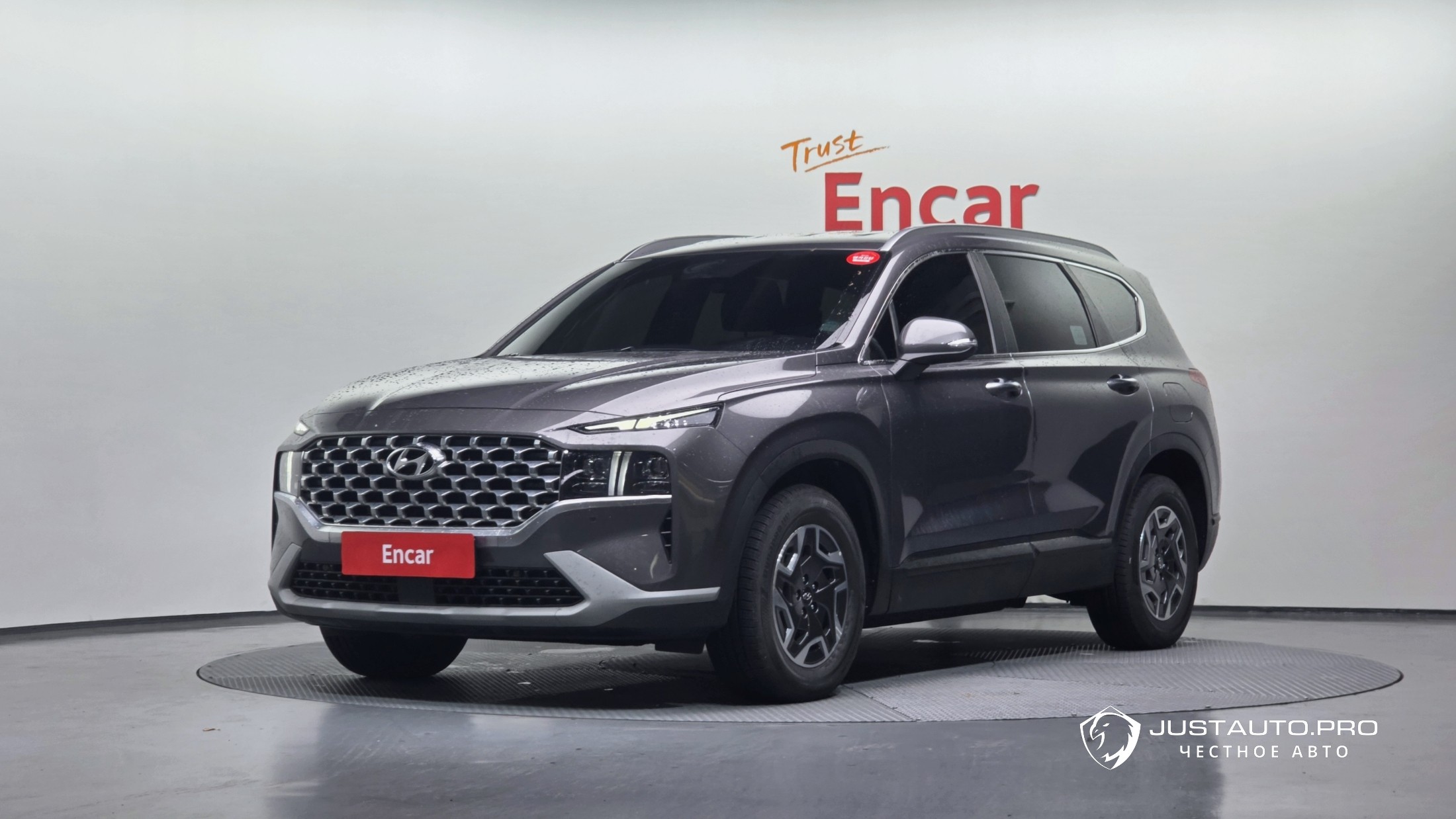 Автомобиль Hyundai Santafe