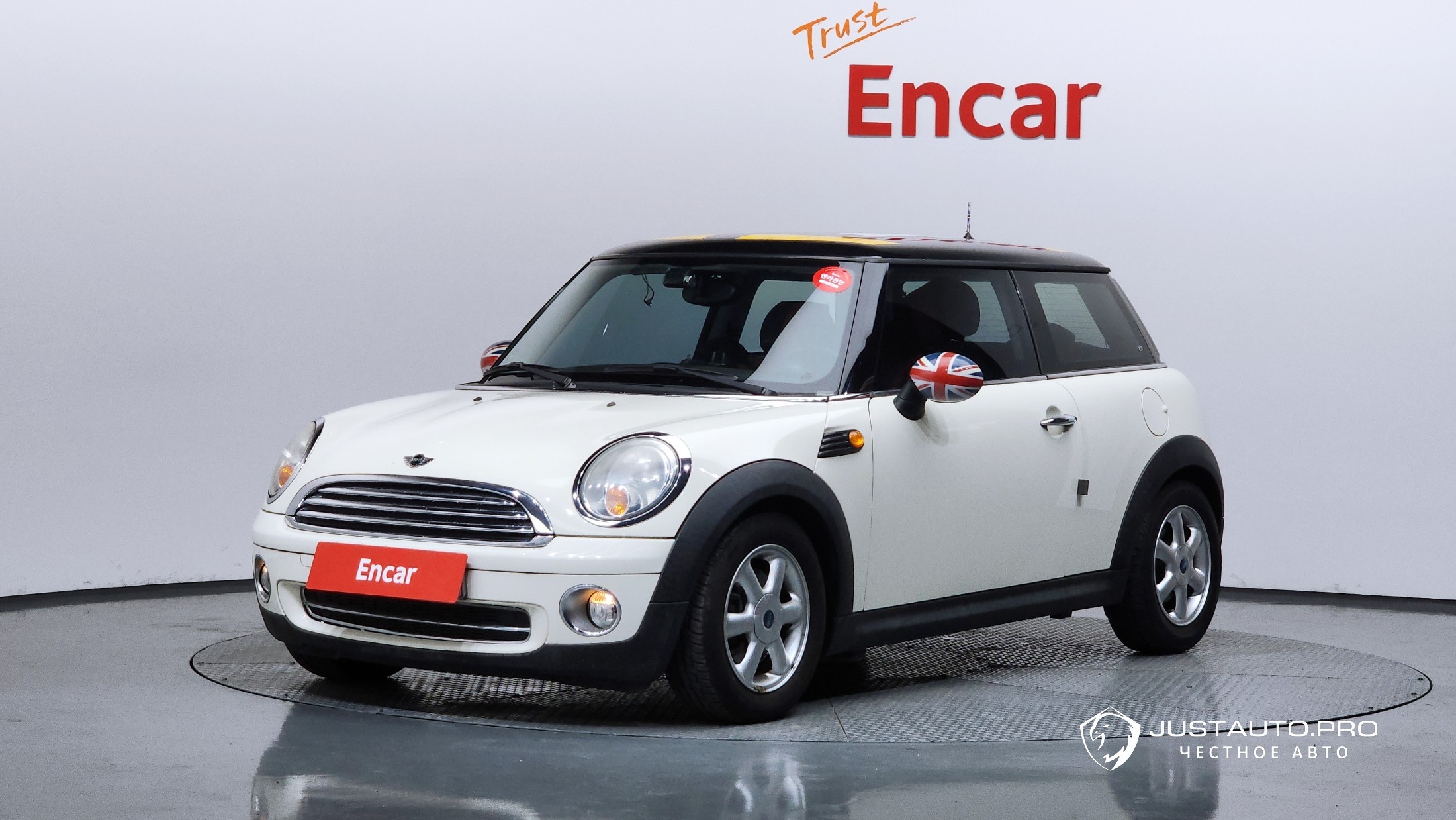 Автомобиль Mini Cooper