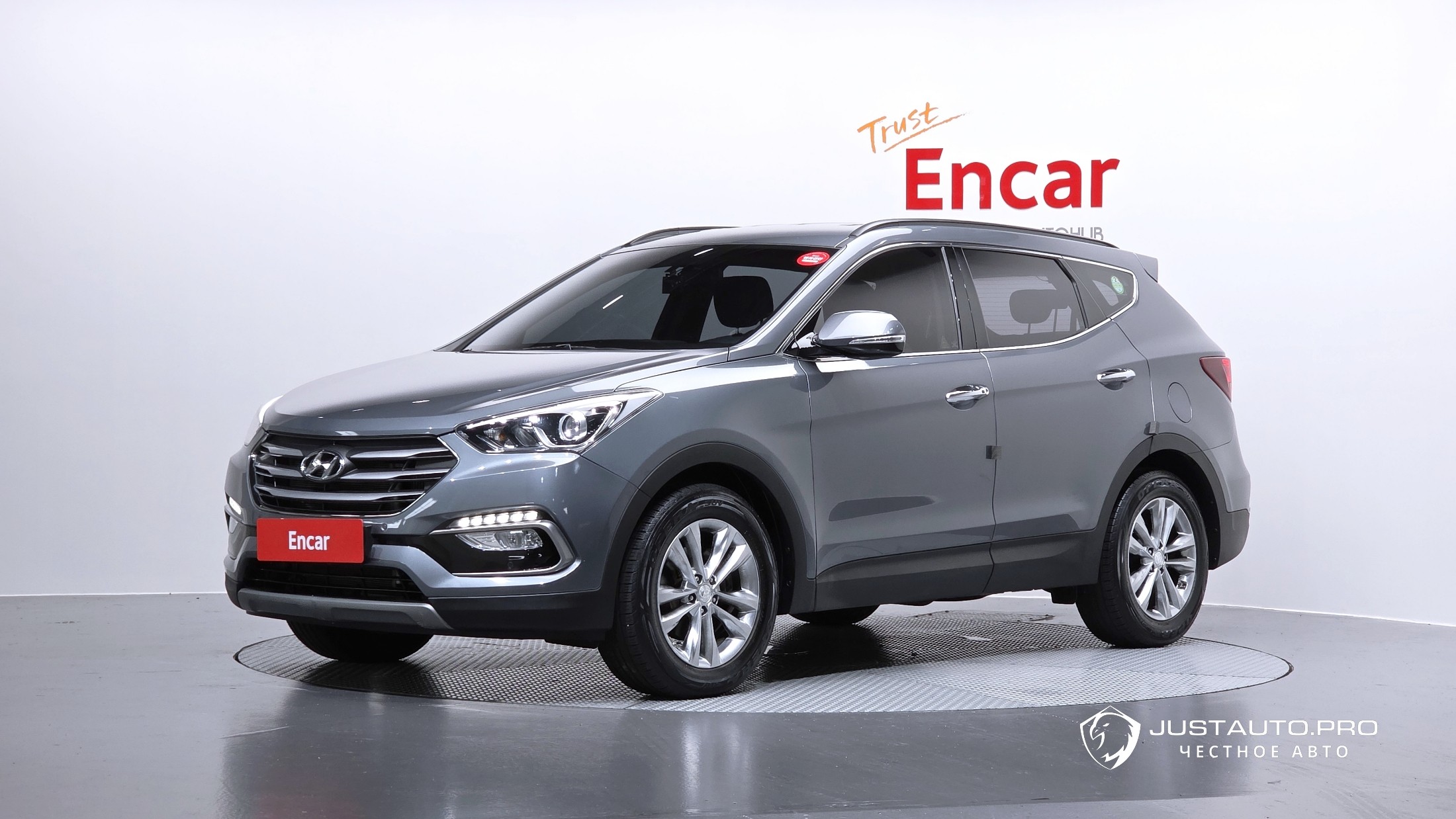 Автомобиль Hyundai Santafe
