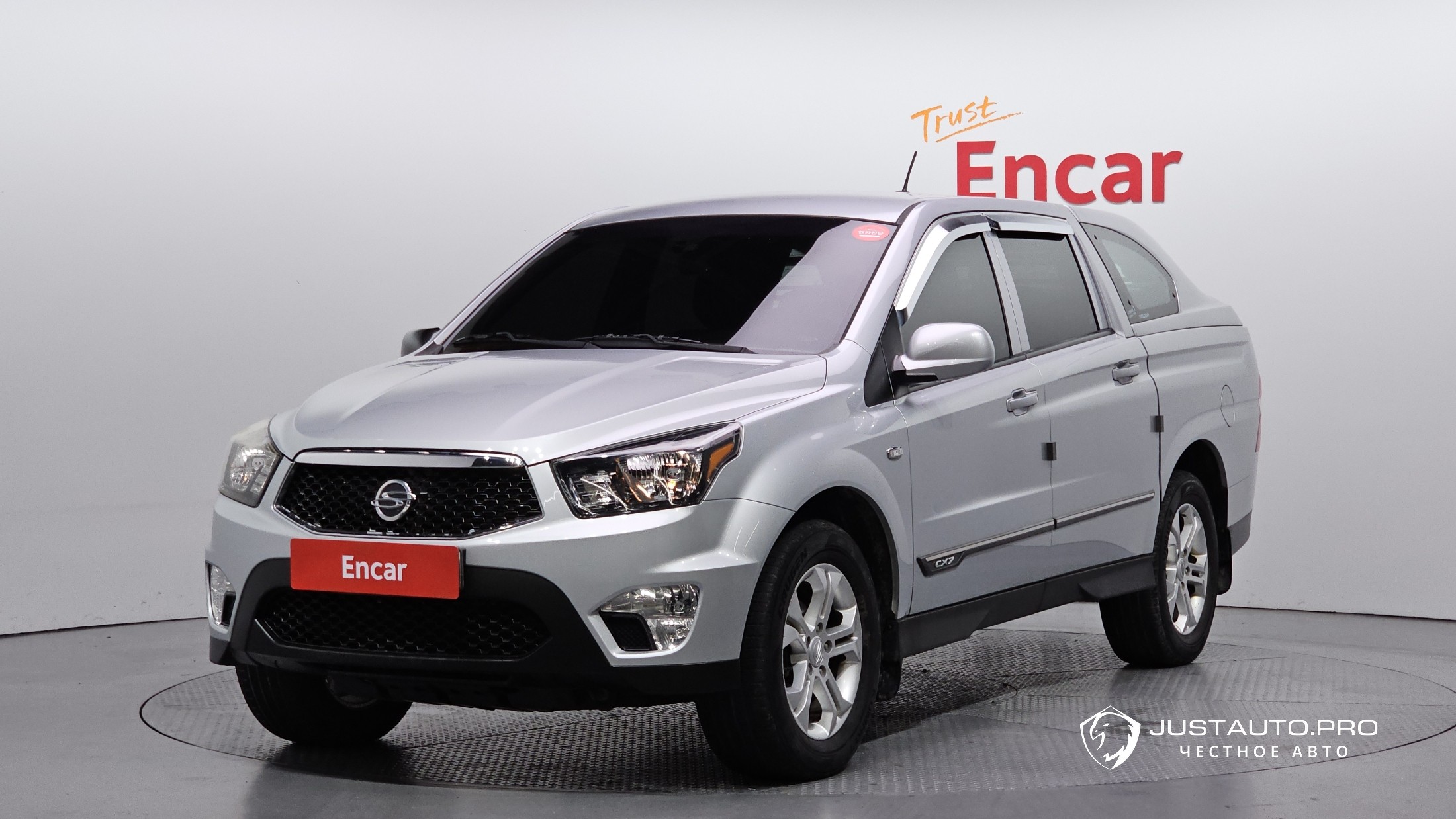 Автомобиль KG_Mobility_Ssangyong KORANDO
