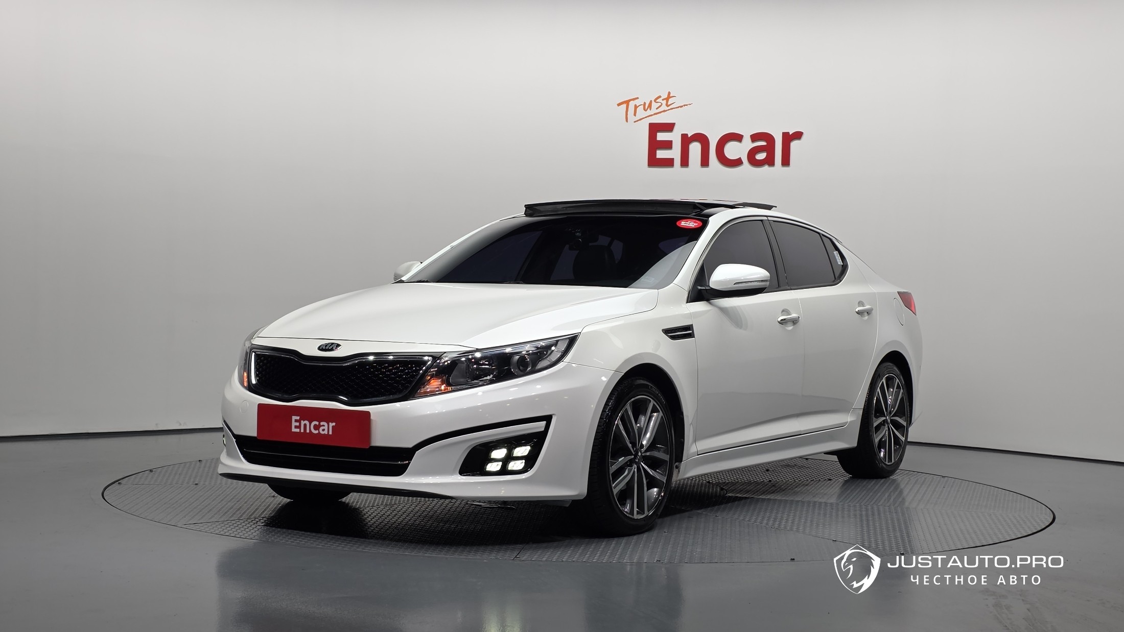 Автомобиль Kia K5