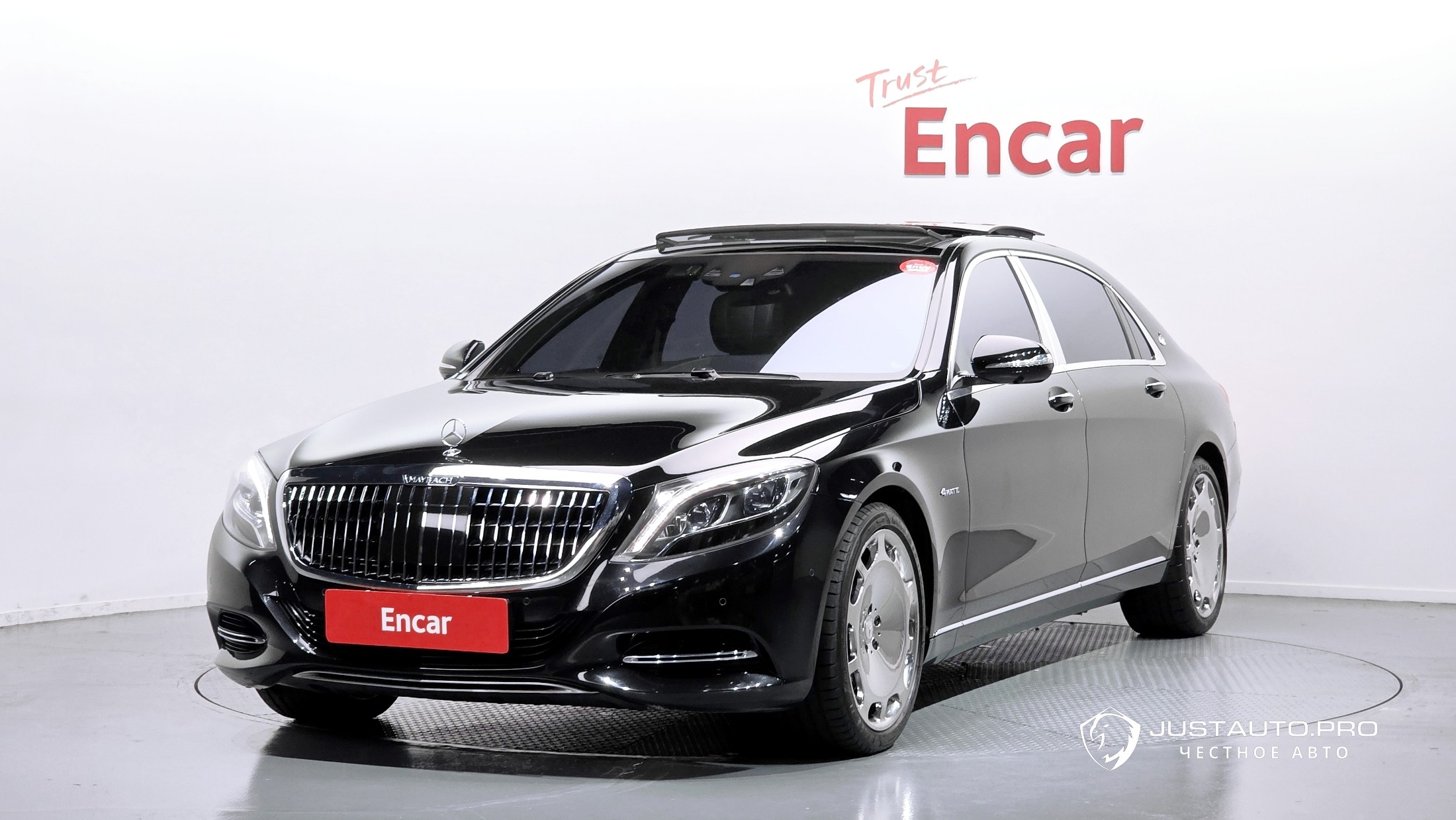 Автомобиль Mercedes-Benz S-Class