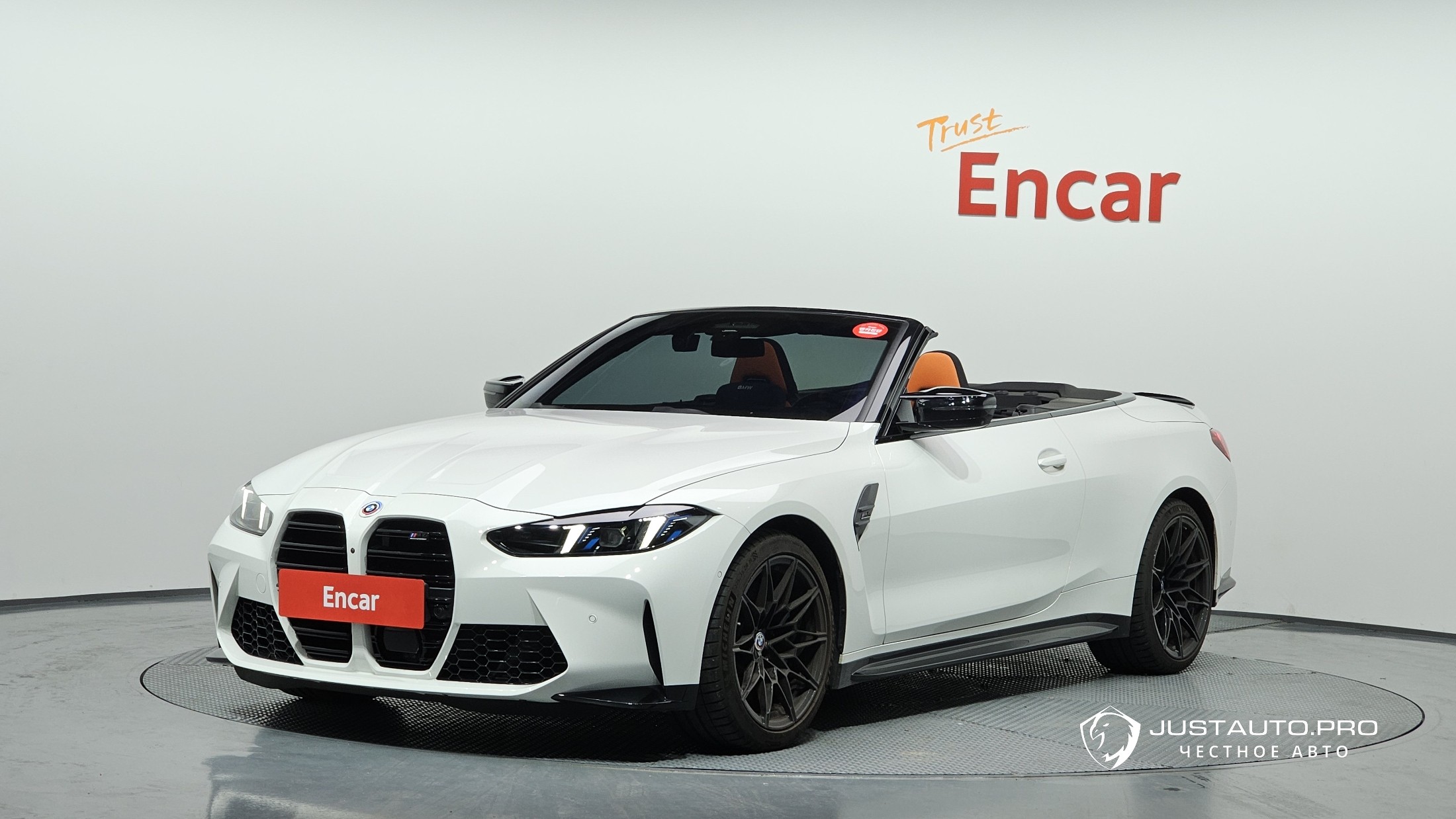 Автомобиль BMW M4