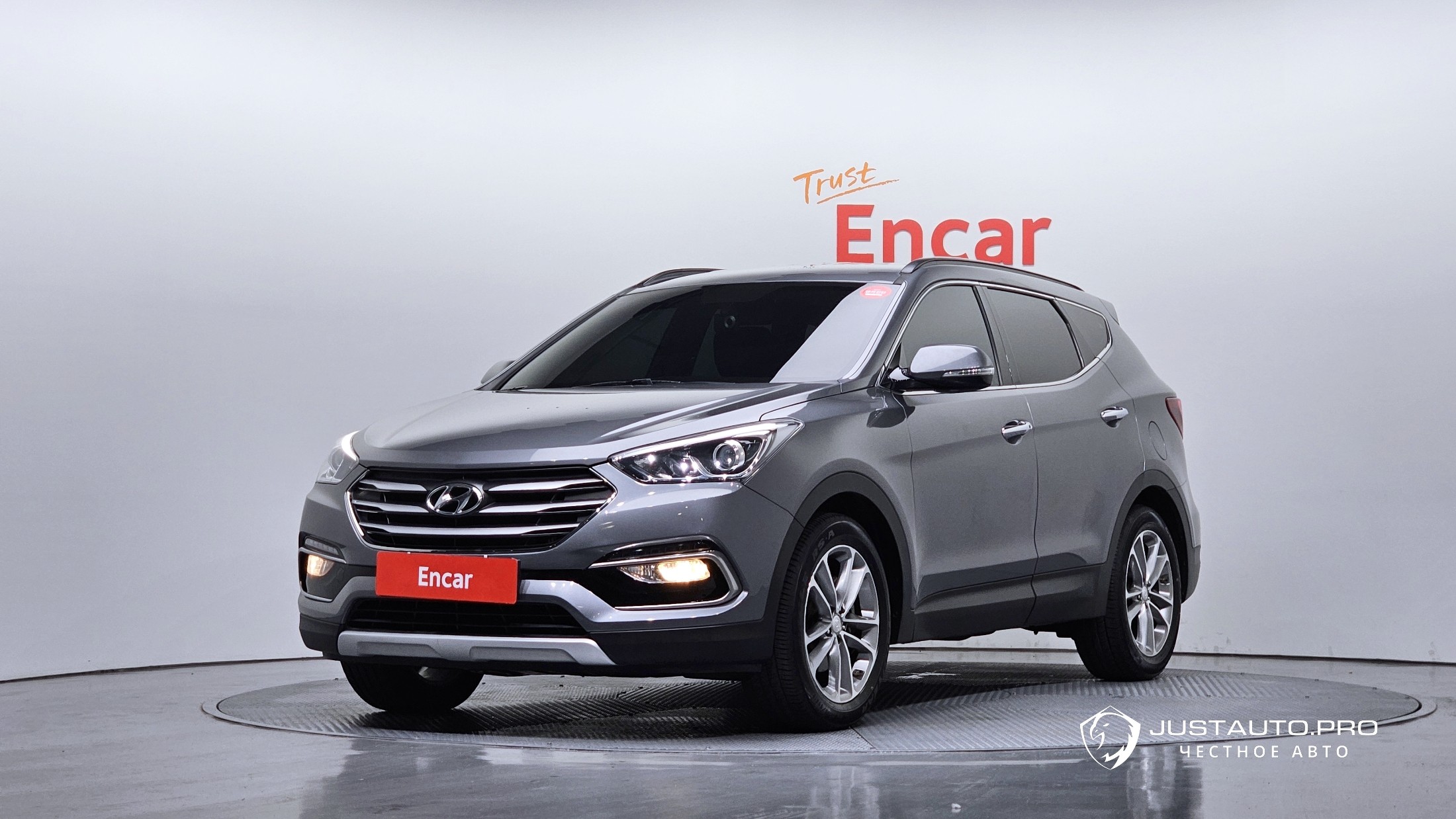 Автомобиль Hyundai Santafe