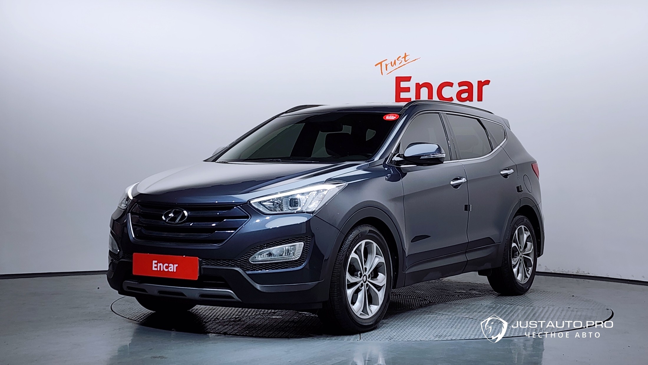 Автомобиль Hyundai Santafe