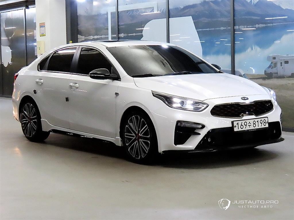 Автомобиль Kia K3