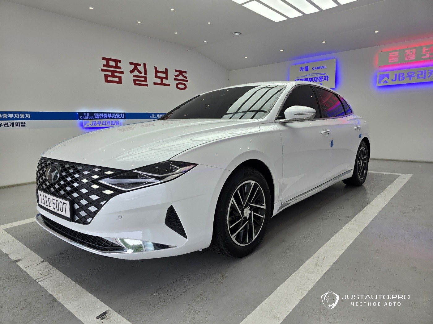 Автомобиль Hyundai Grandeur