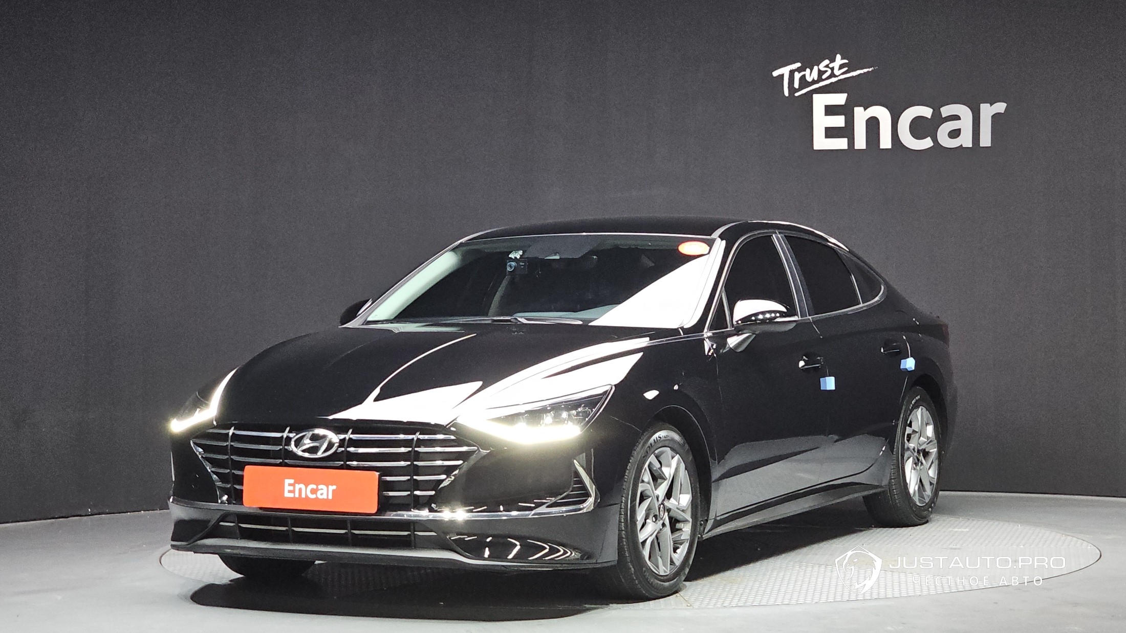 Автомобиль Hyundai Sonata