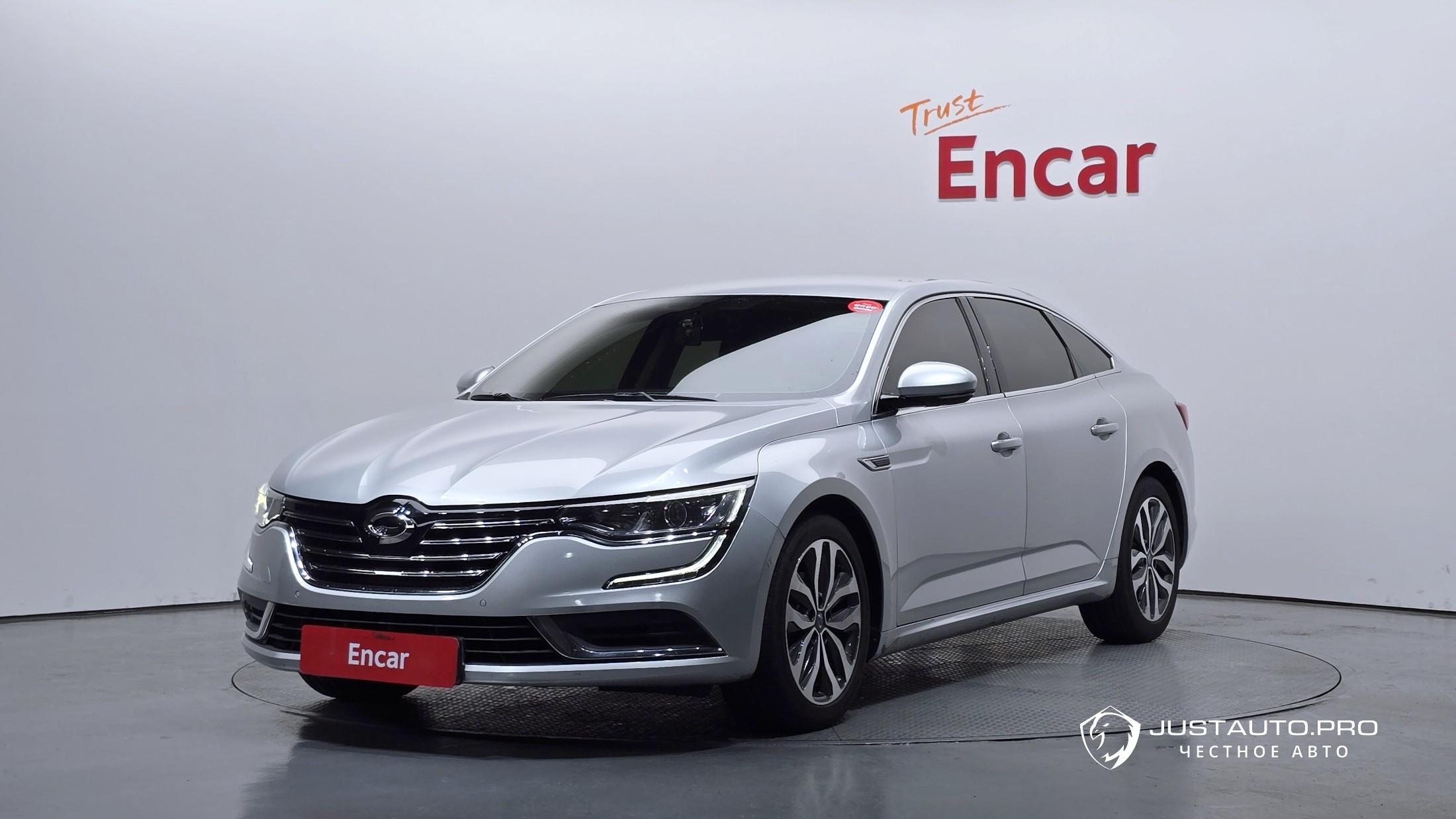 Автомобиль Renault-KoreaSamsung SM6