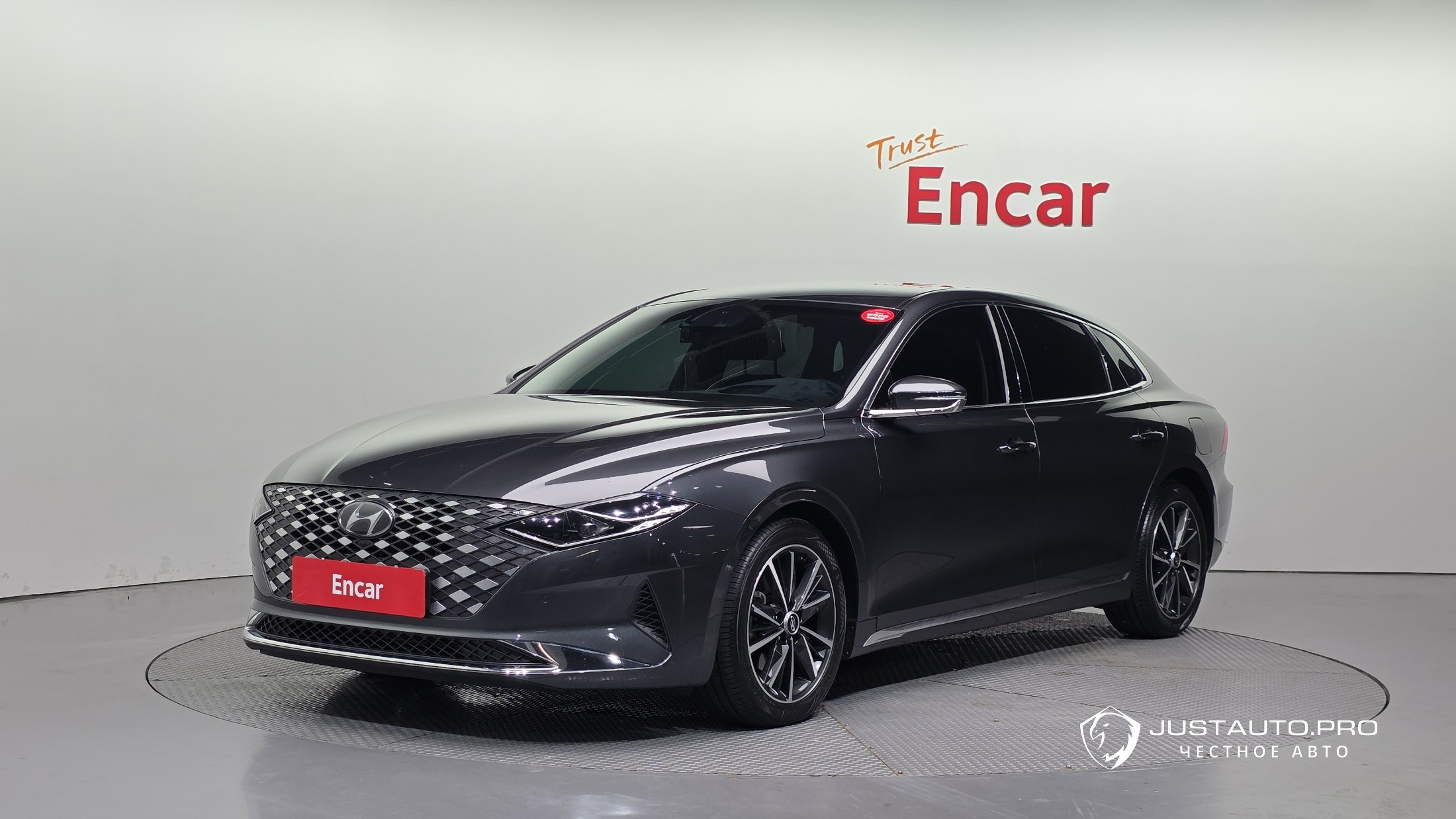 Автомобиль Hyundai Grandeur