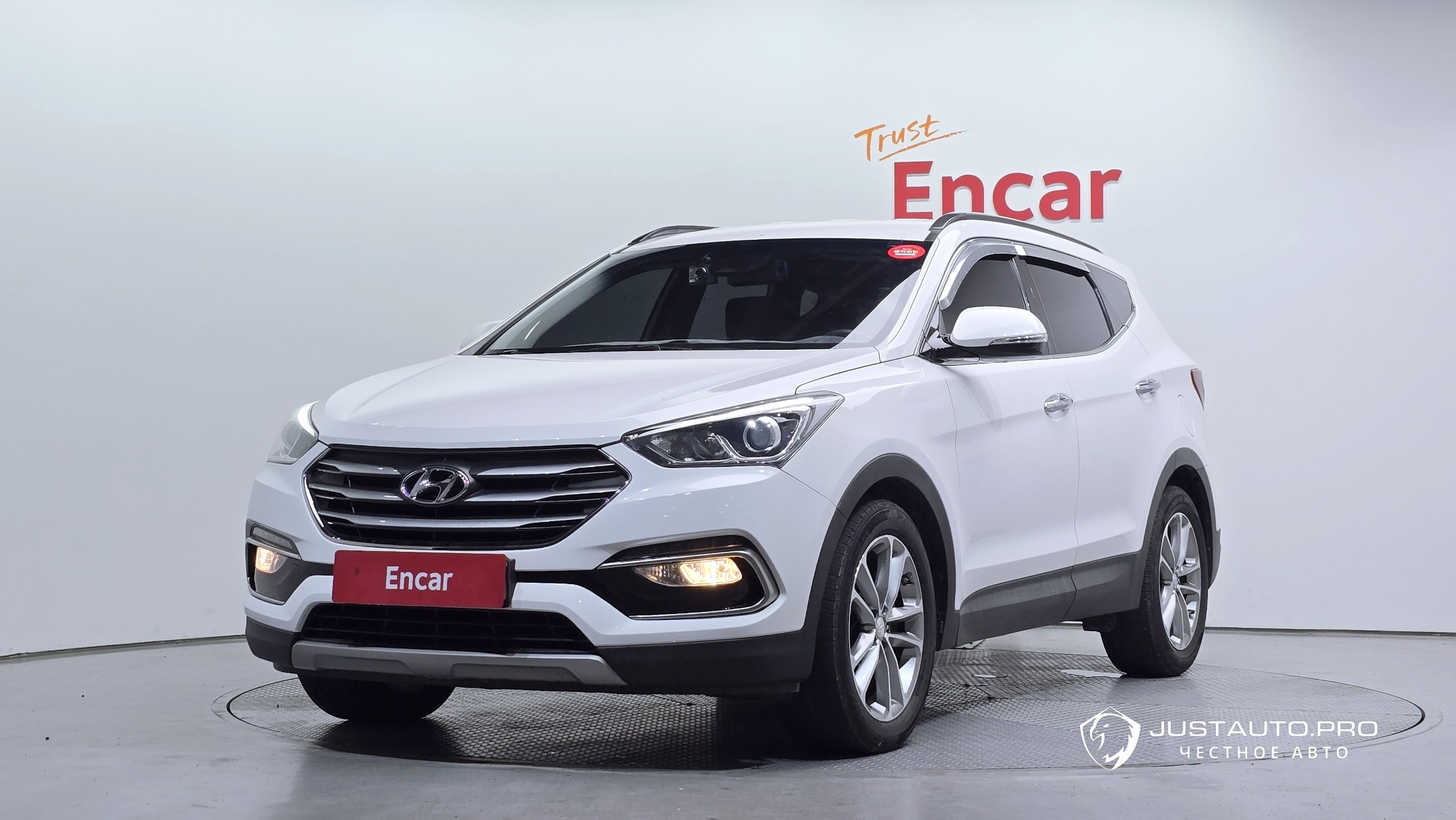 Автомобиль Hyundai Santafe