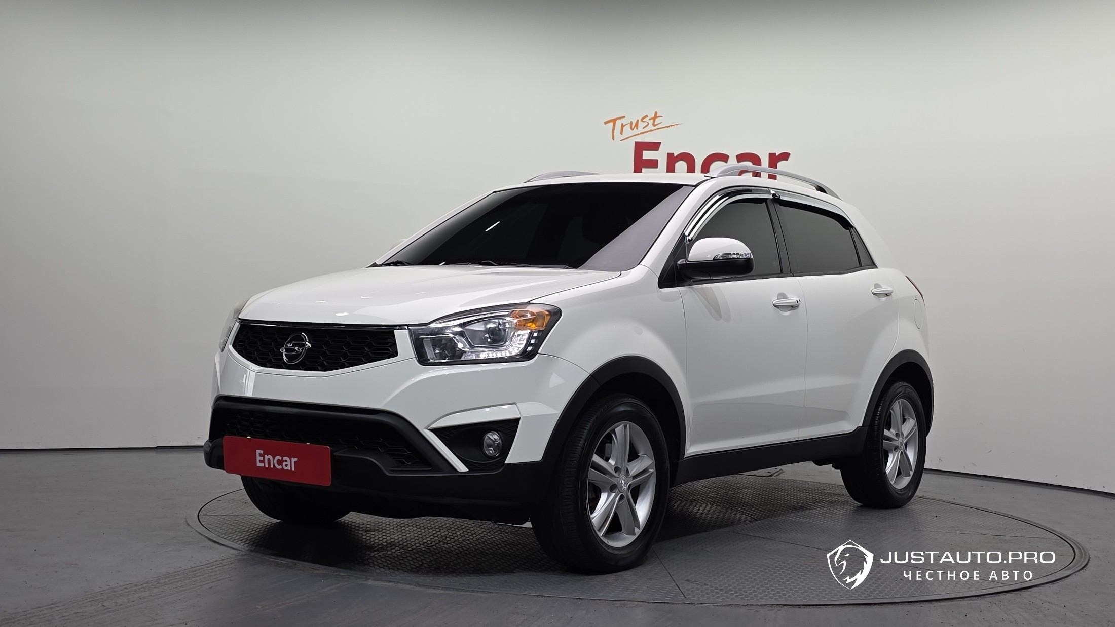 Автомобиль KG_Mobility_Ssangyong KORANDO