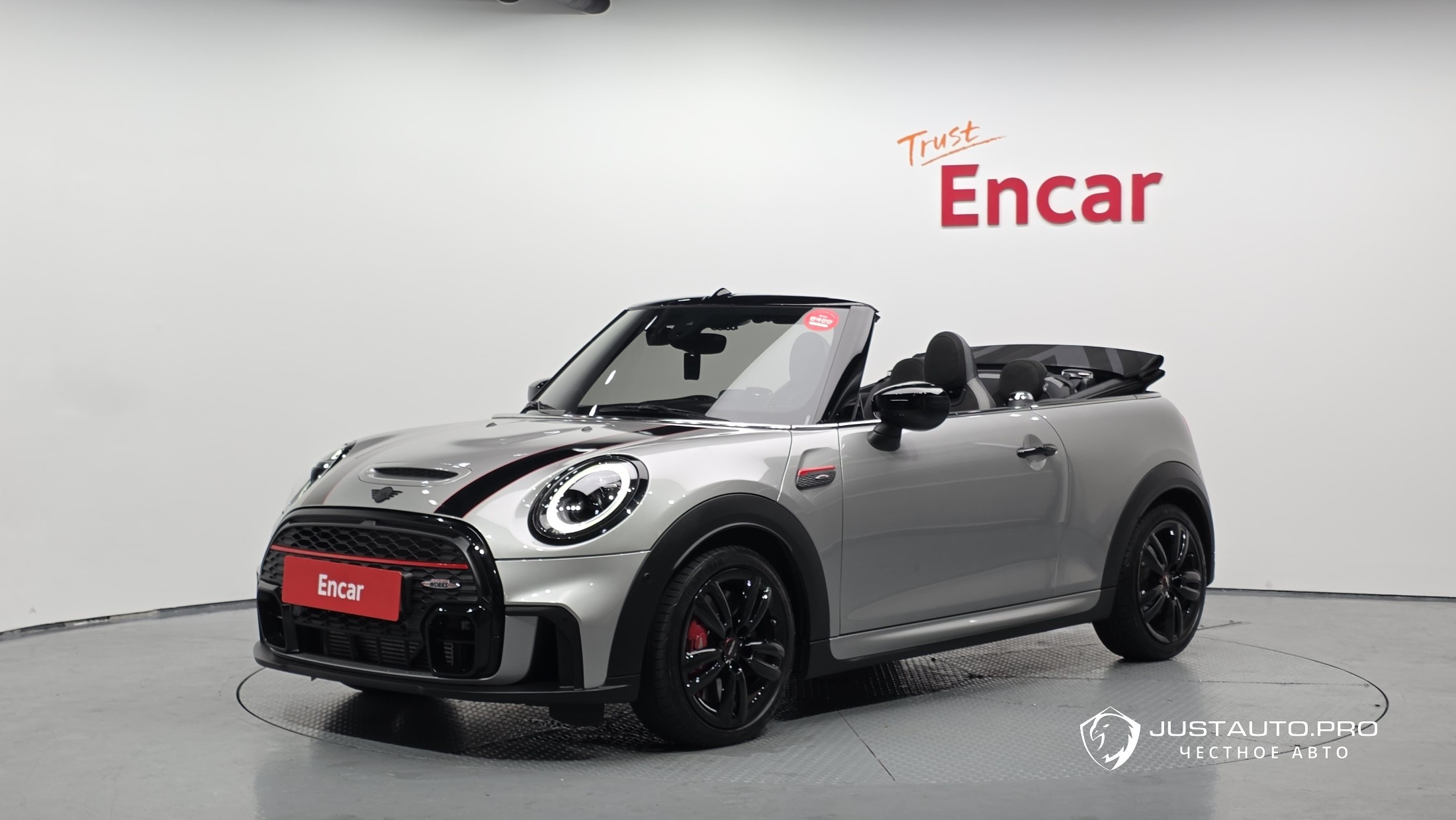 Автомобиль Mini Cooper Convertible