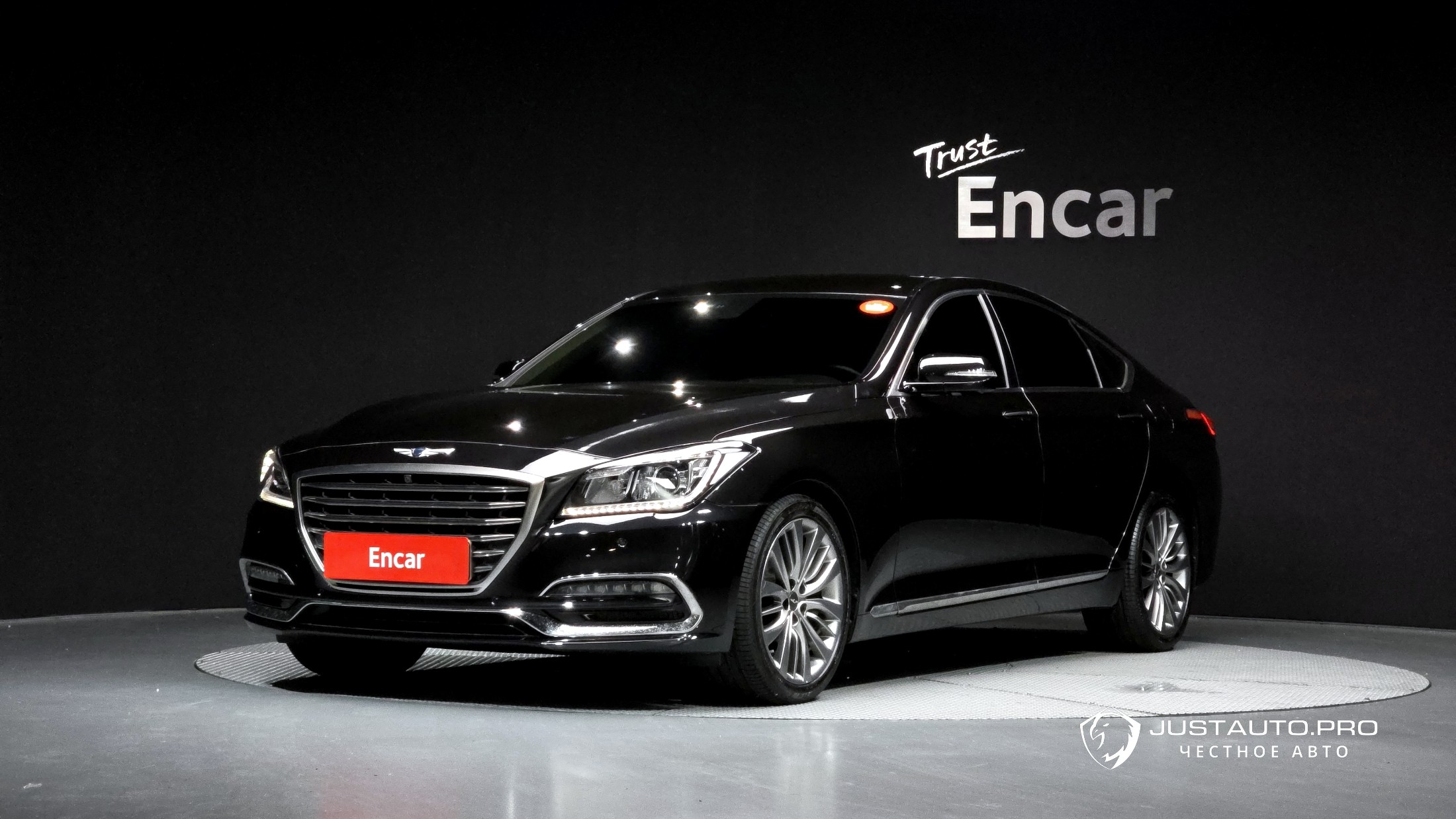 Автомобиль Genesis G80