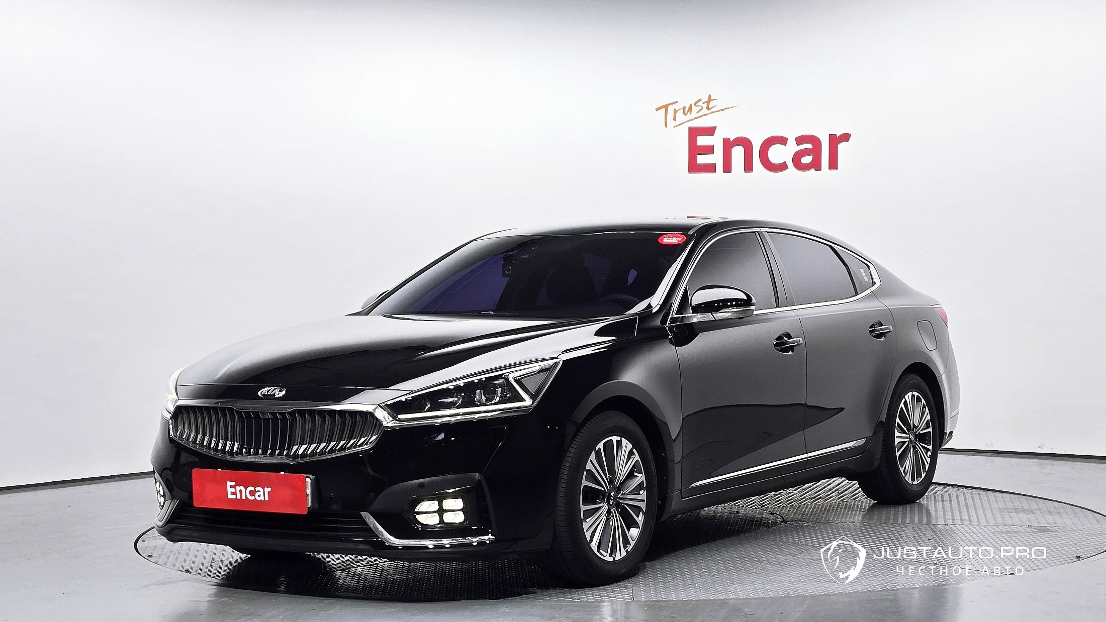 Автомобиль Kia K7