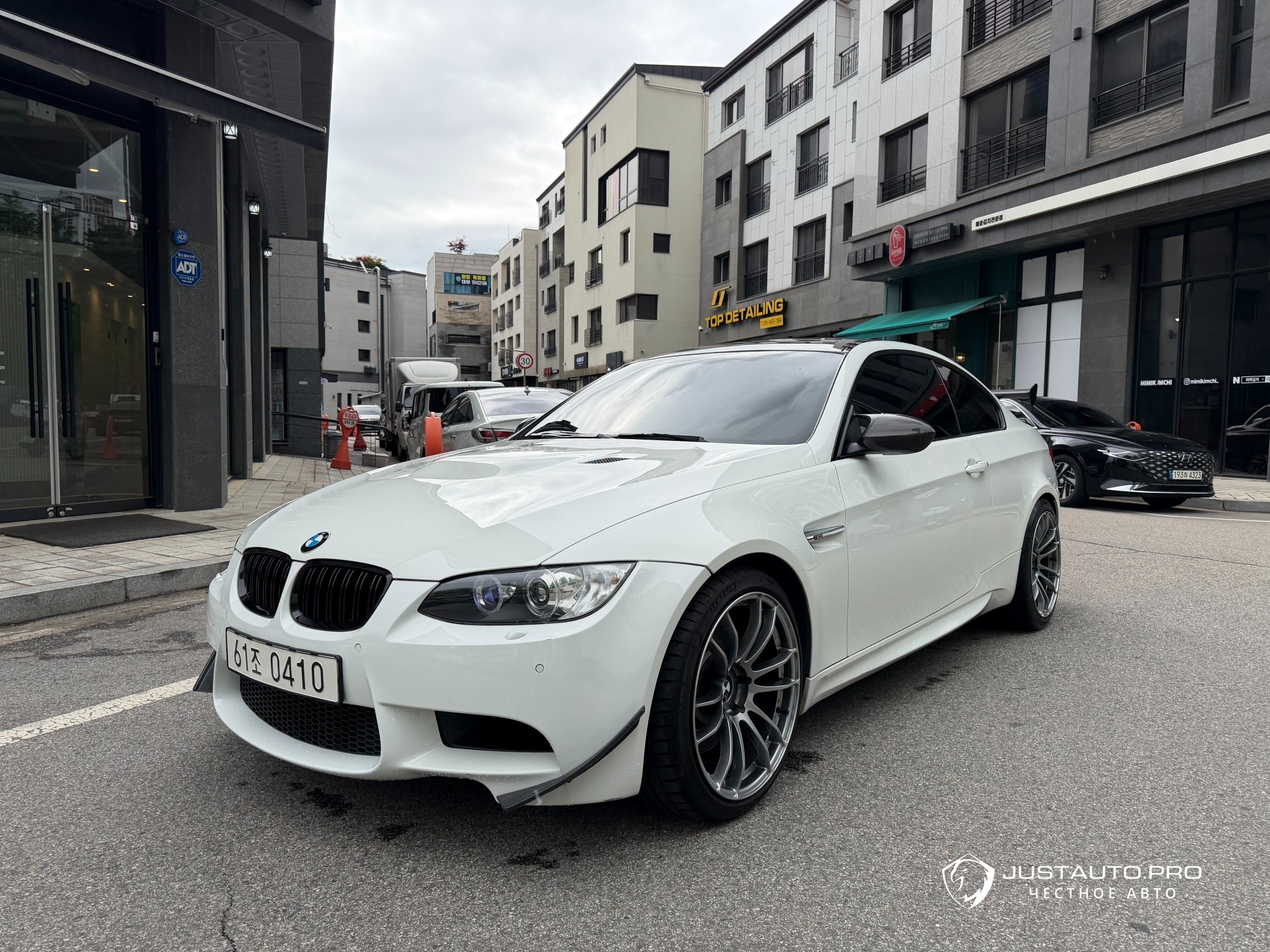 Автомобиль BMW M3