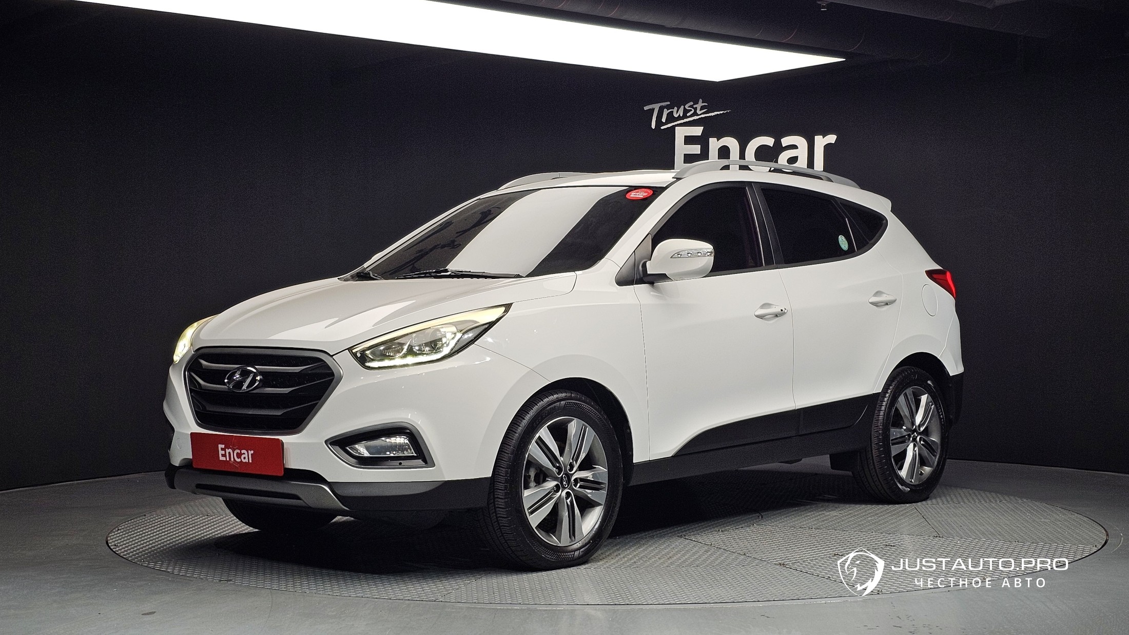 Автомобиль Hyundai Tucson