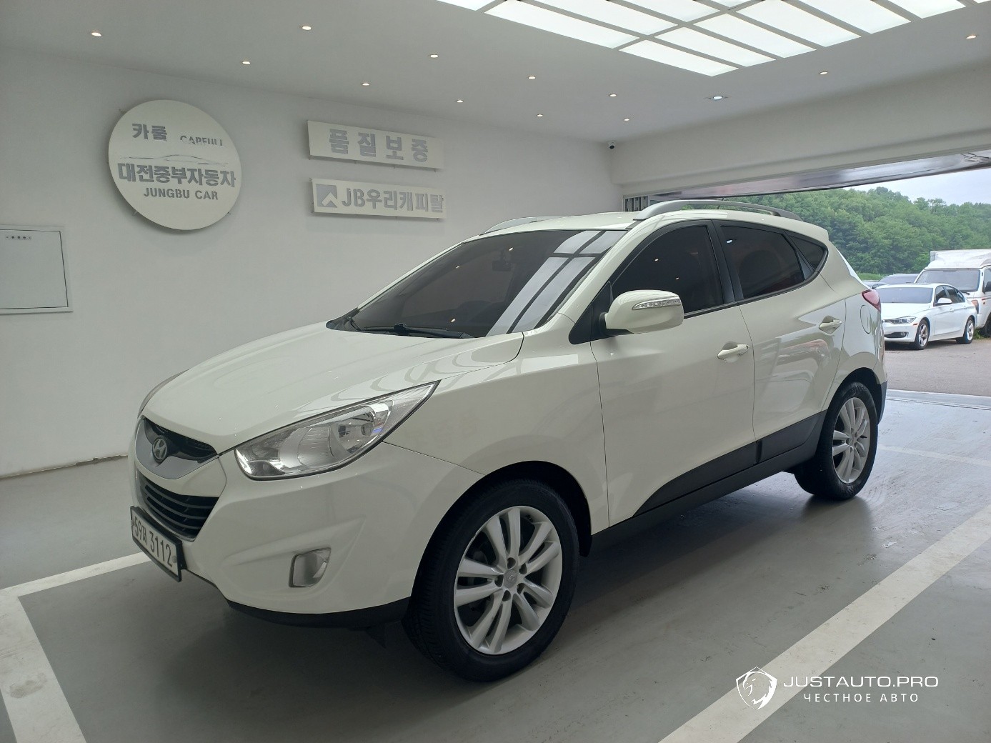 Автомобиль Hyundai Tucson