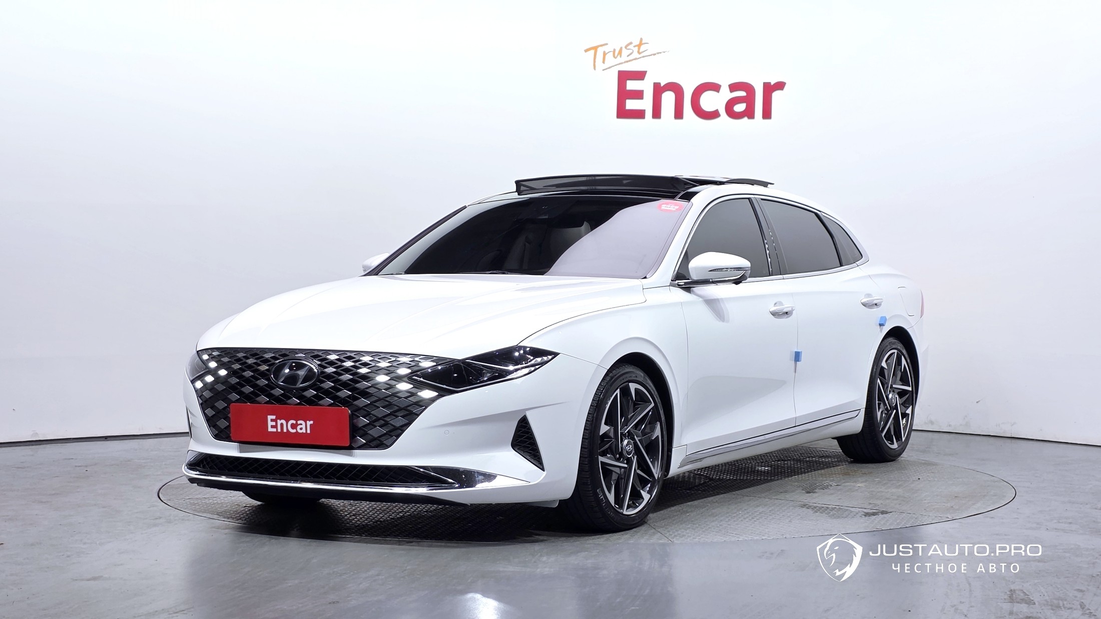 Автомобиль Hyundai Grandeur