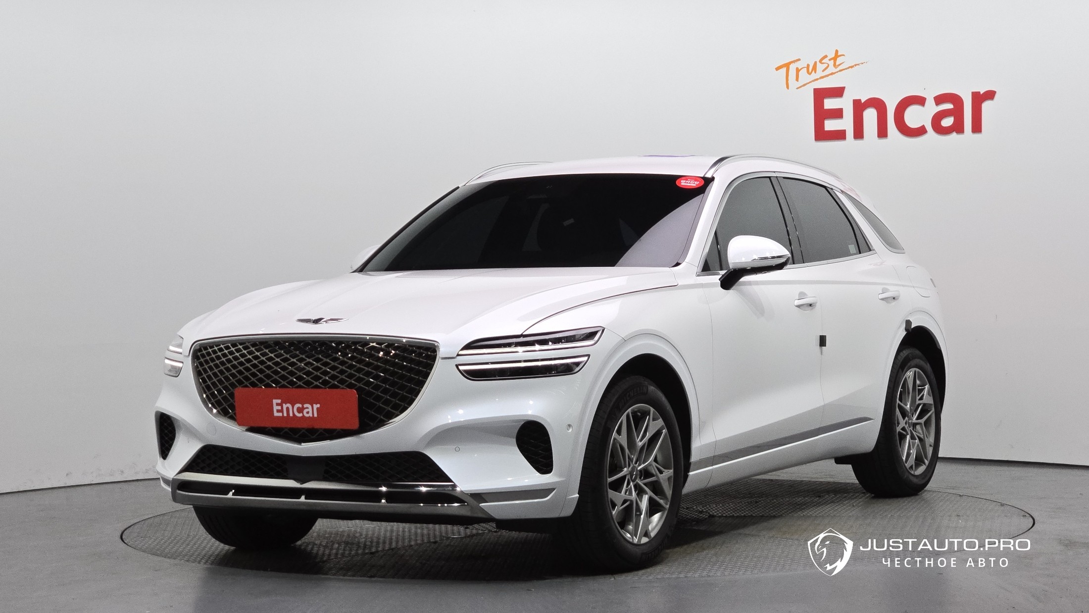 Автомобиль Genesis GV70