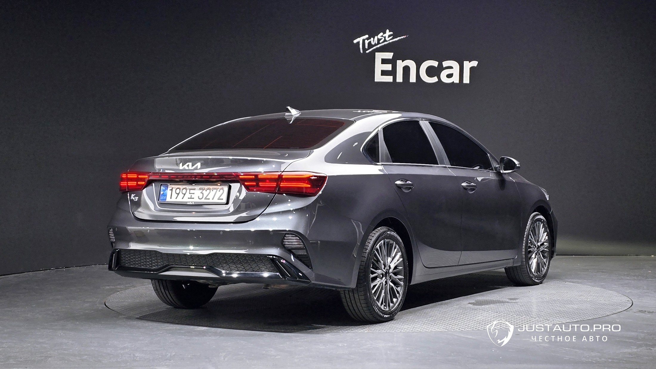 Автомобиль Kia K3