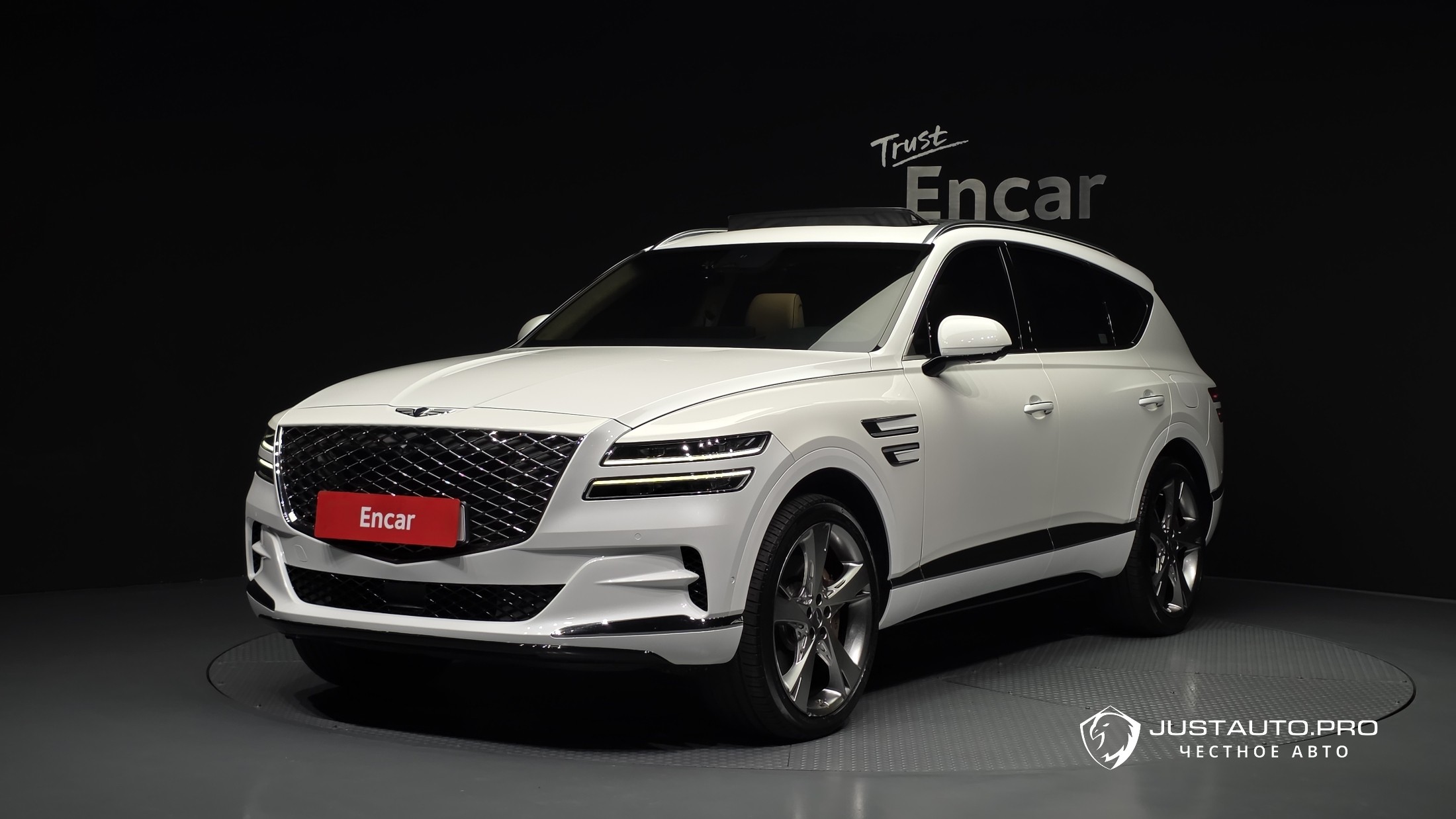 Автомобиль Genesis GV80