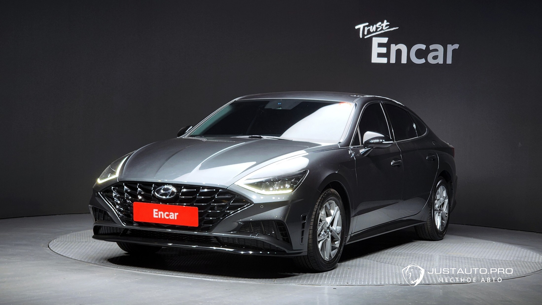 Автомобиль Hyundai Sonata