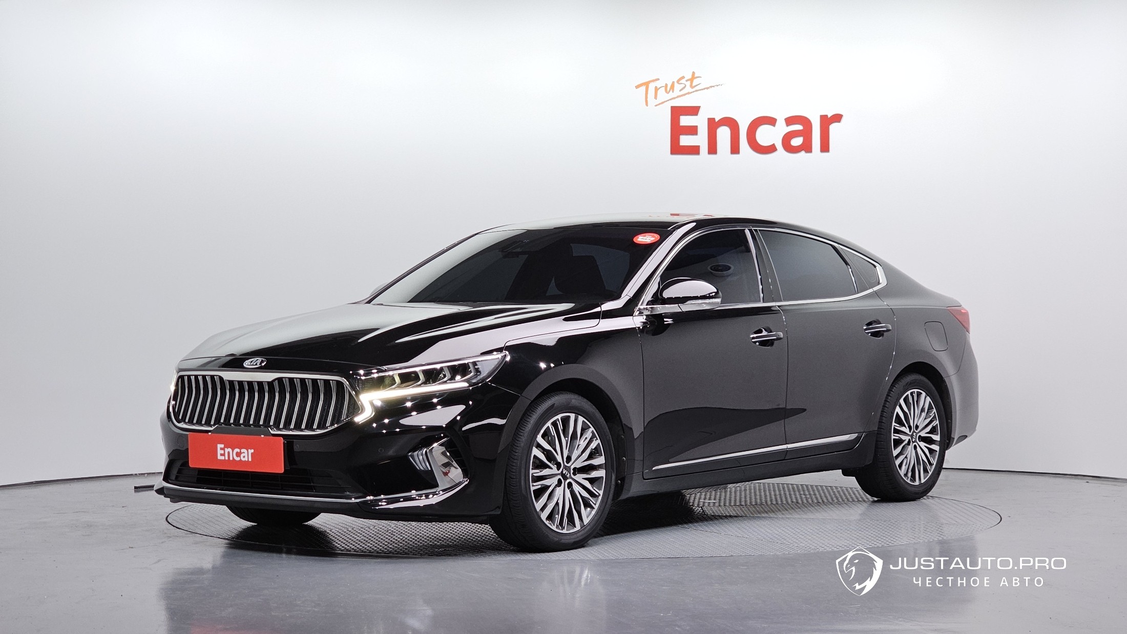Автомобиль Kia K7