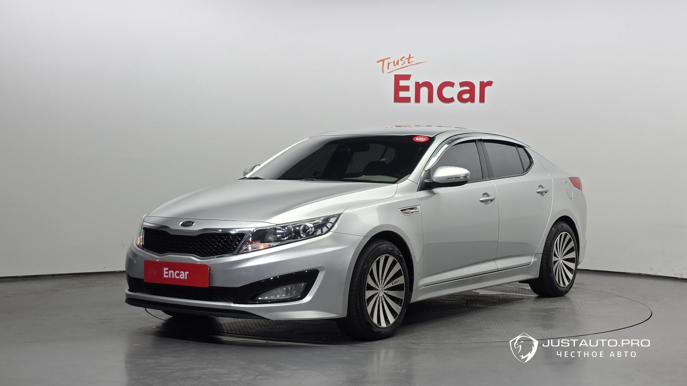 Автомобиль Kia K5