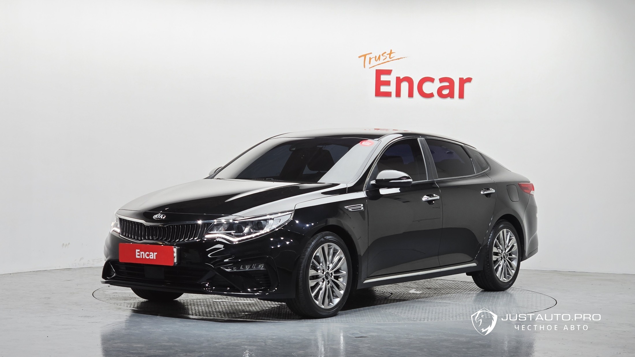Автомобиль Kia K5
