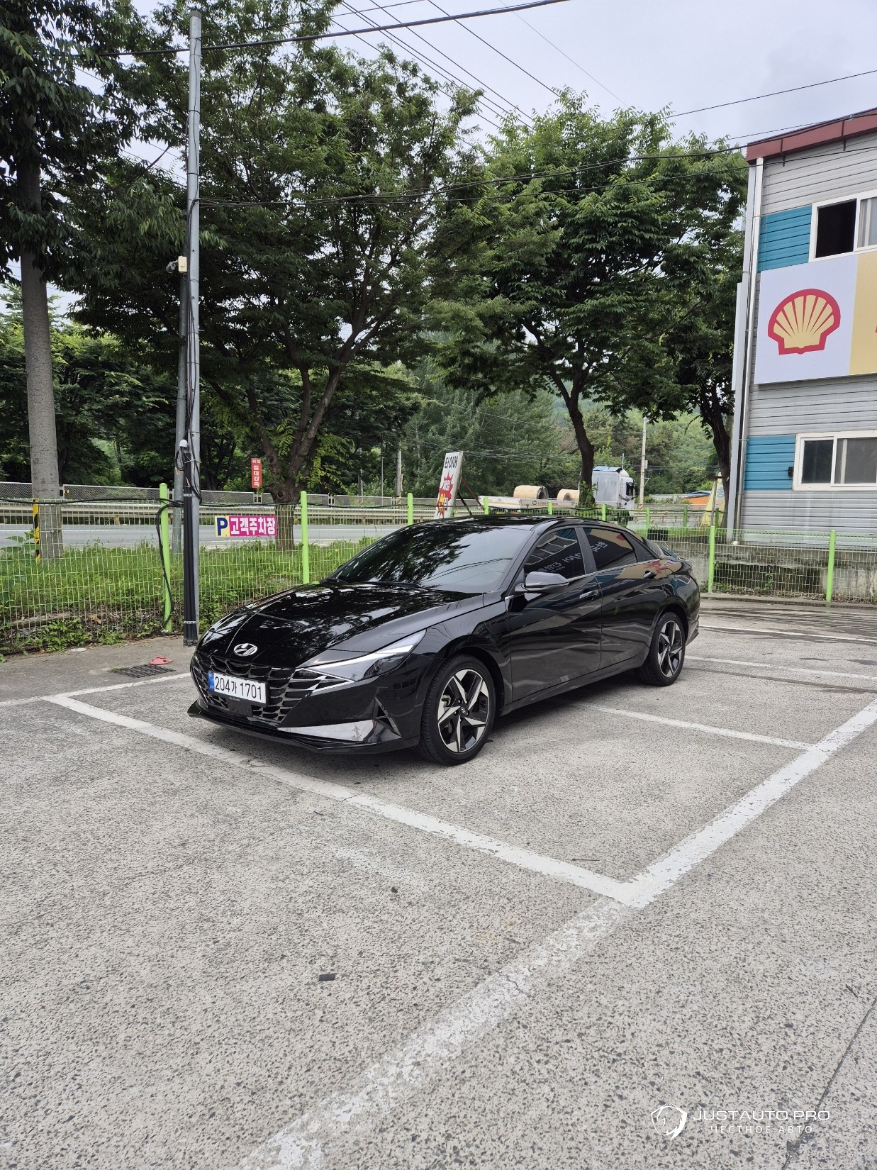 Автомобиль Hyundai AVANTE