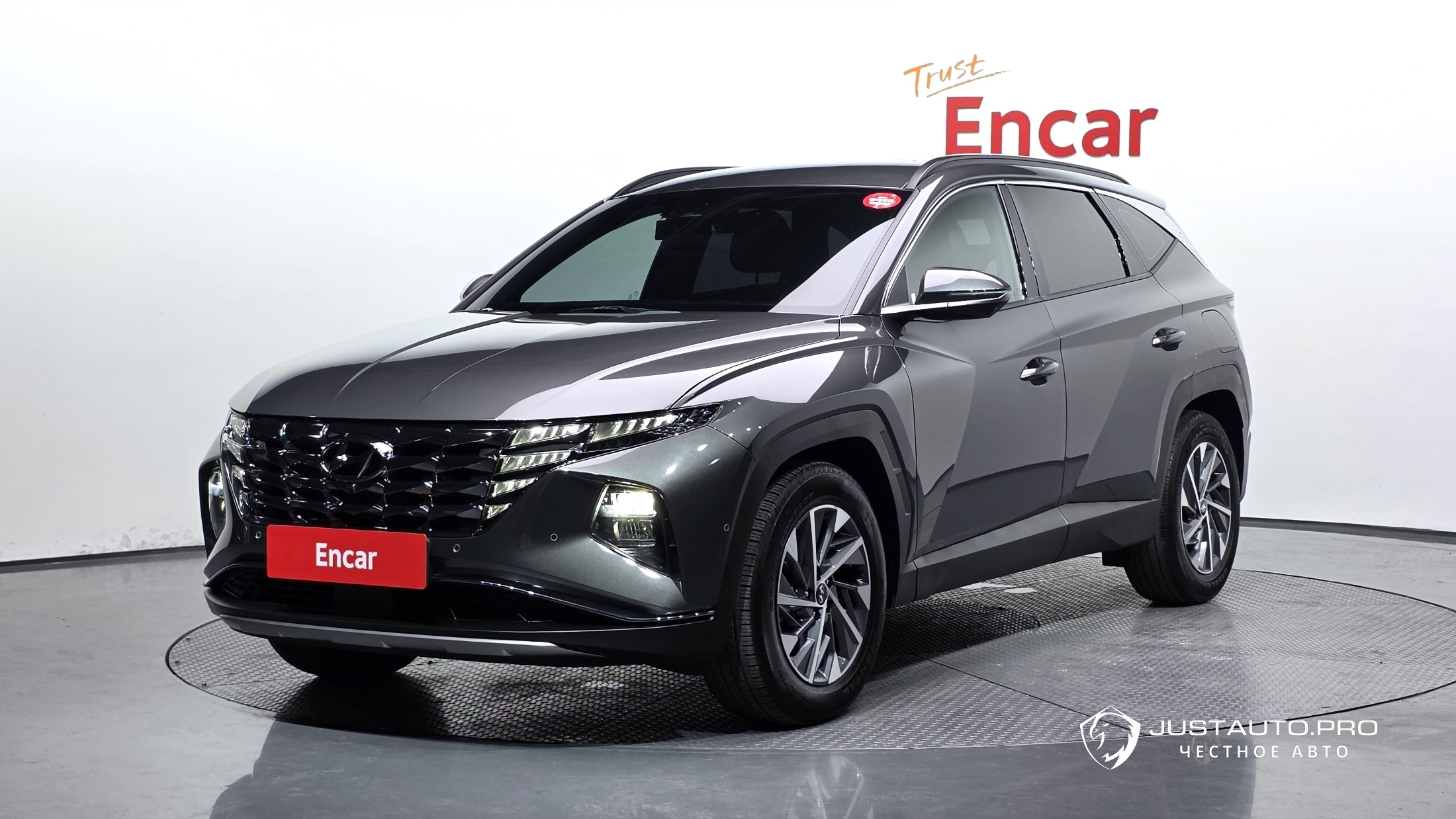 Автомобиль Hyundai Tucson