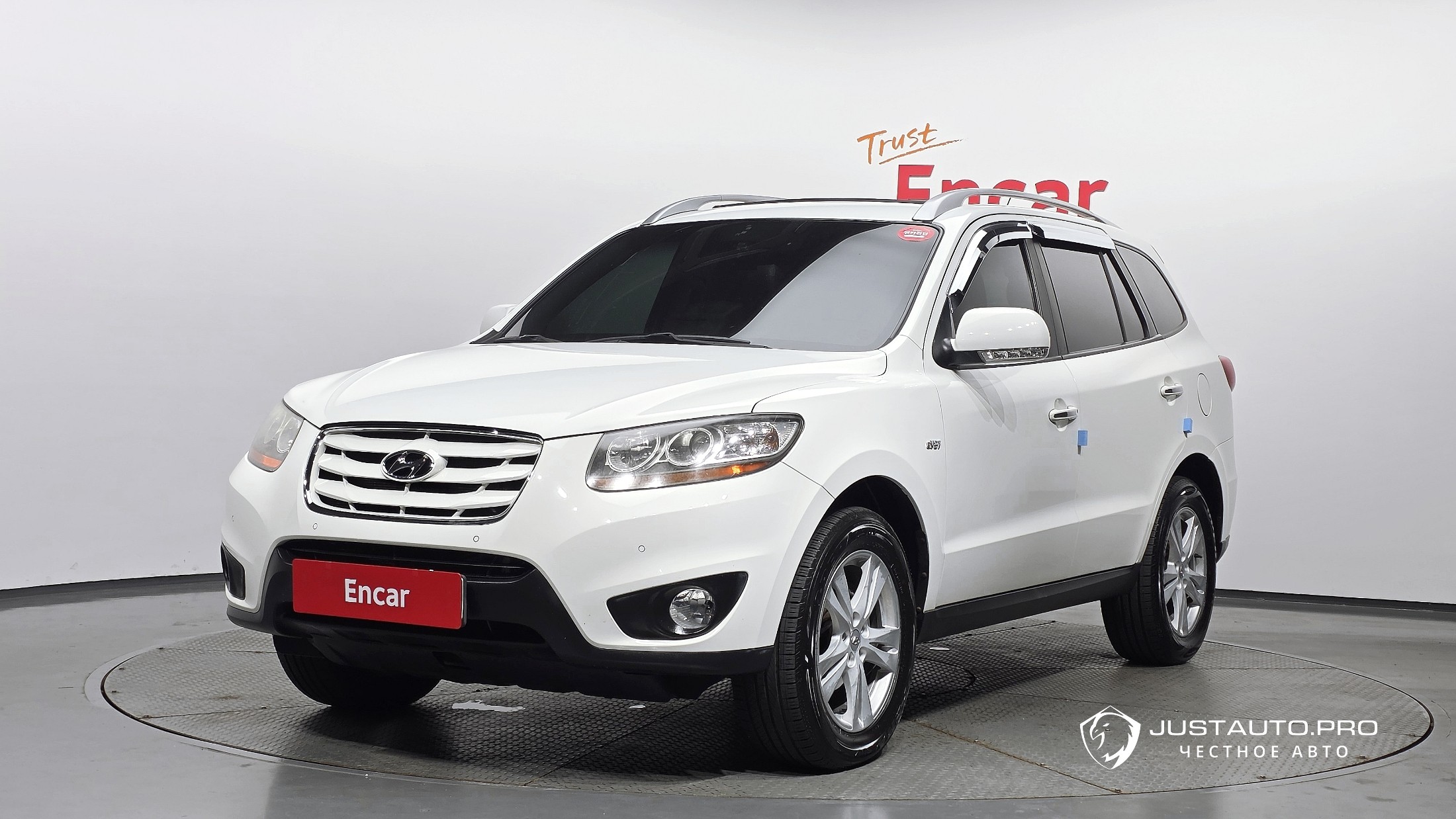 Автомобиль Hyundai Santafe