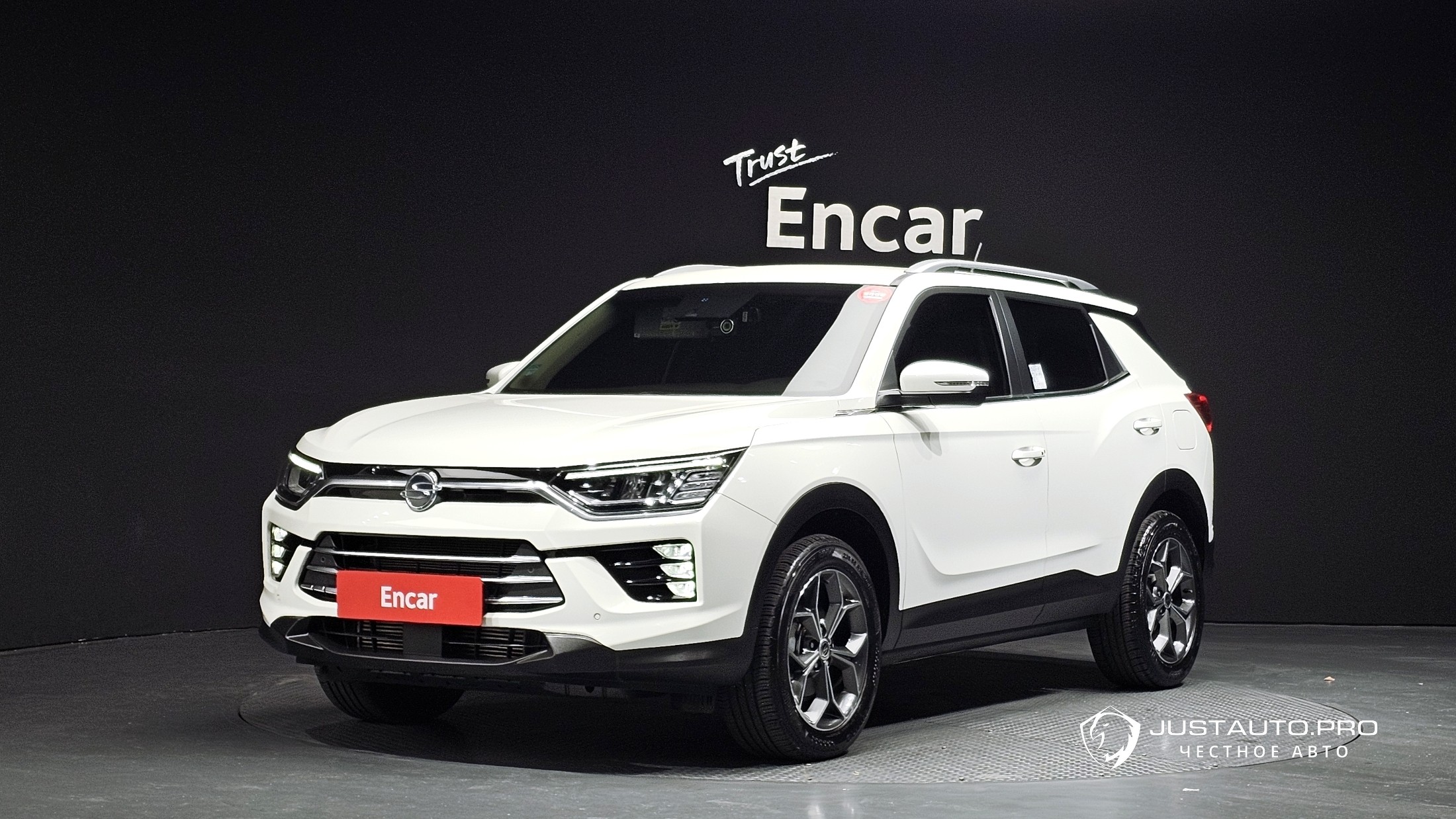 Автомобиль KG_Mobility_Ssangyong KORANDO