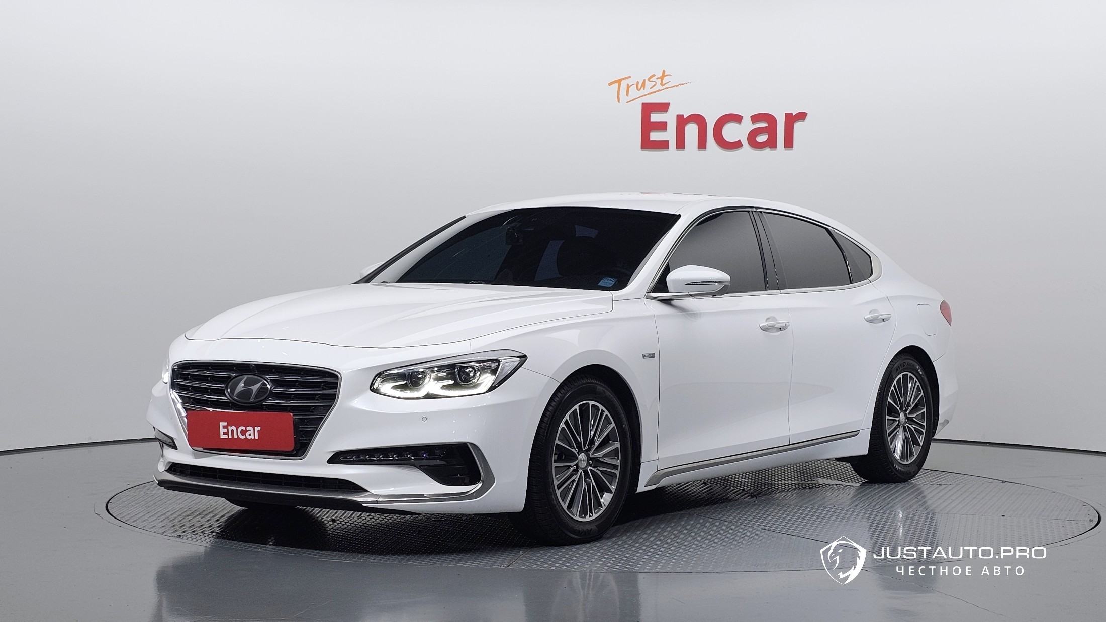 Автомобиль Hyundai Grandeur
