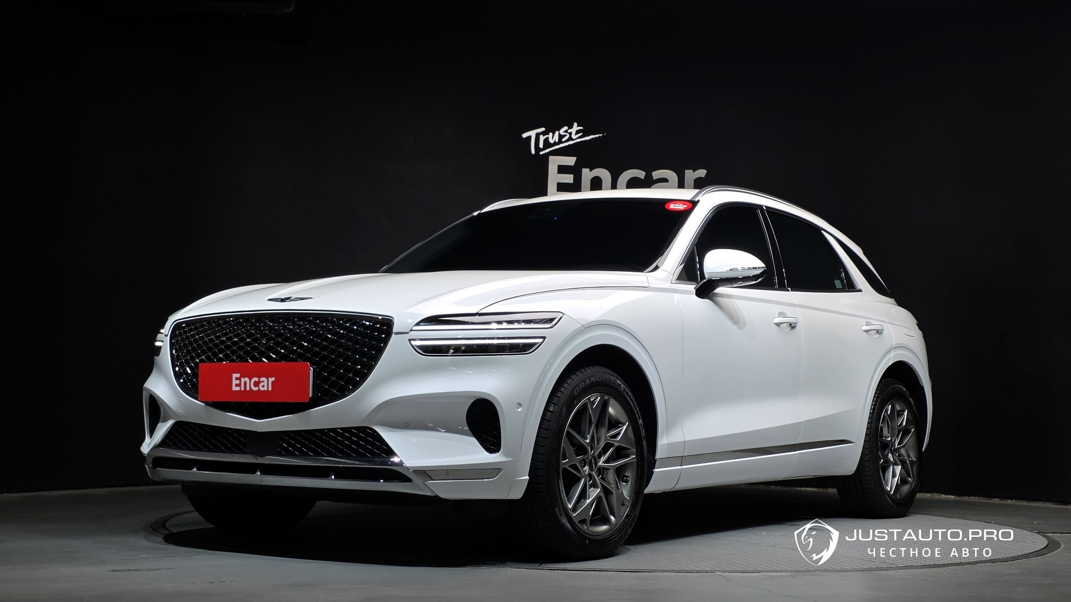 Автомобиль Genesis GV70