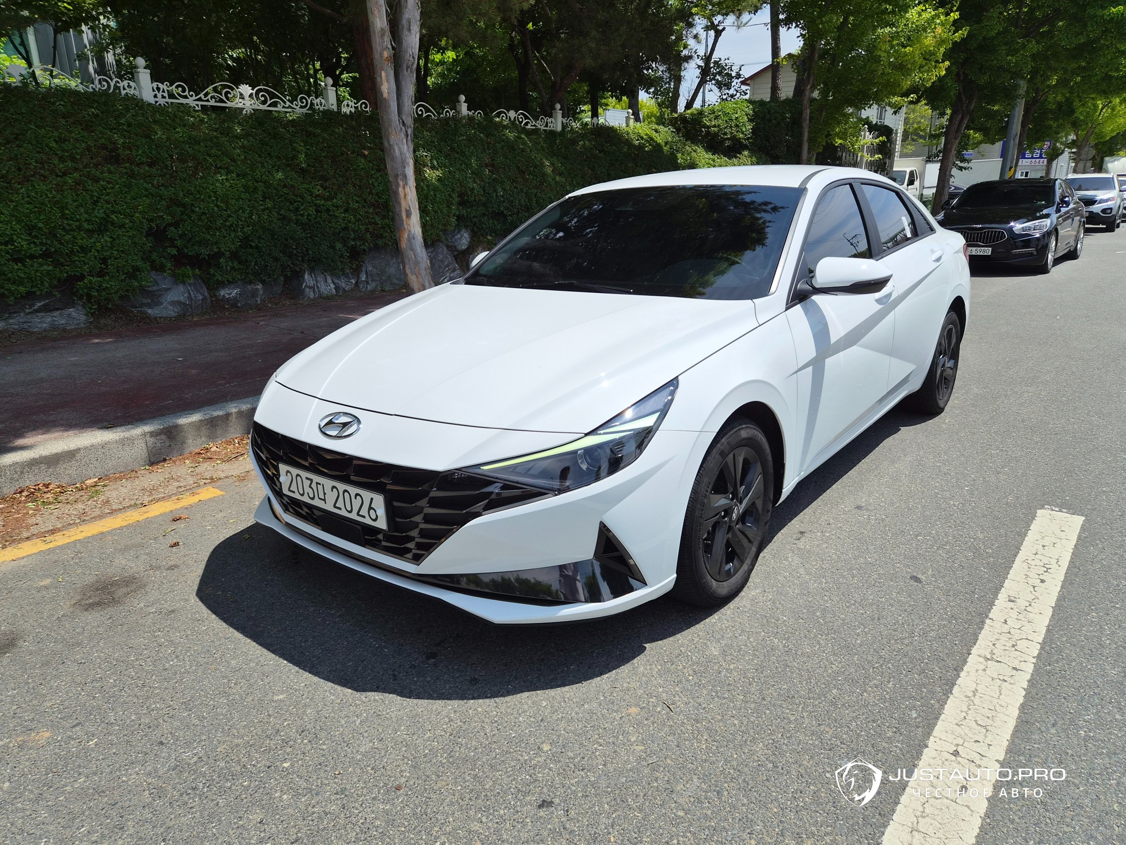 Автомобиль Hyundai AVANTE